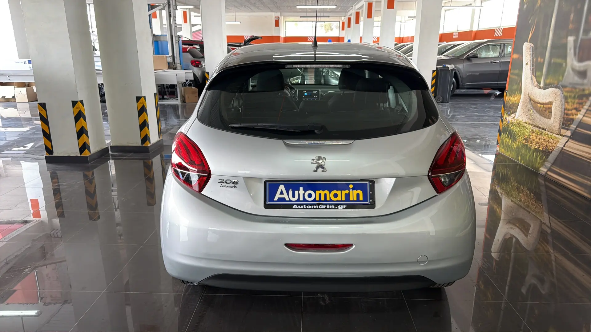 View 5 - Peugeot 208 - 2017