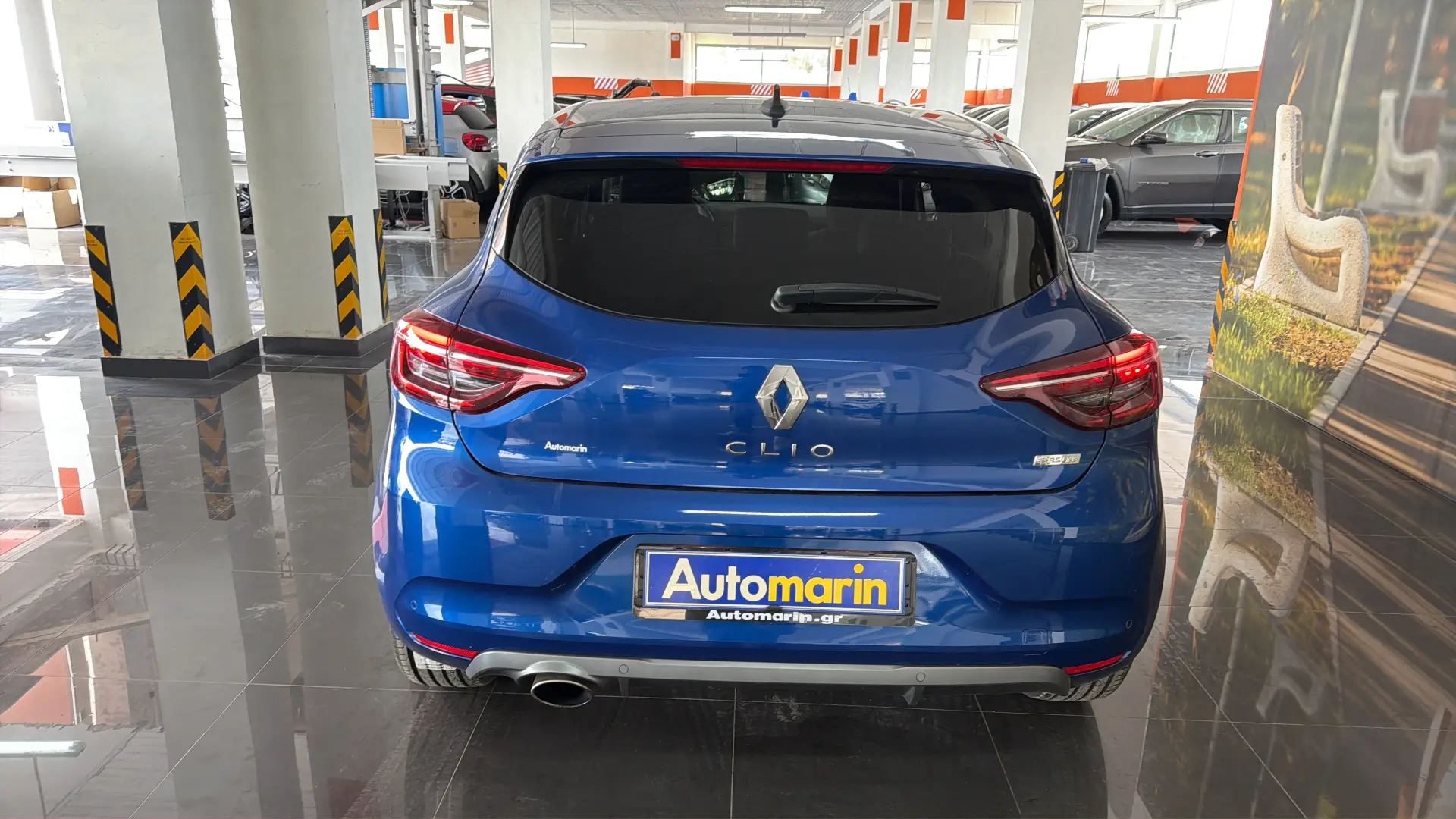 View 5 - Renault Clio - 2020