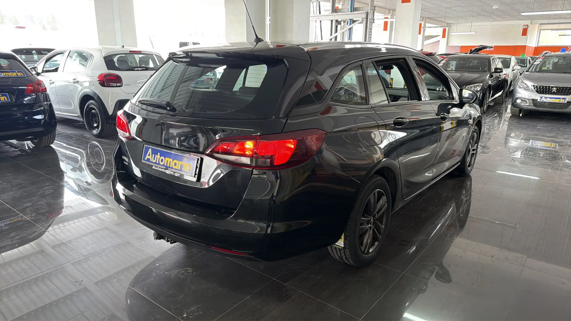 View 4 - Opel Astra - 2020