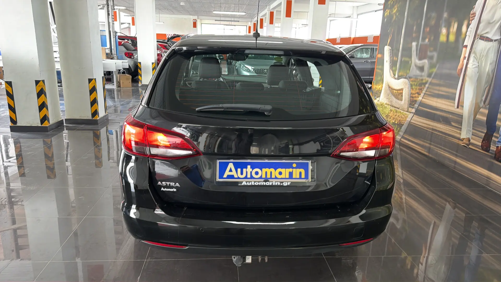 View 5 - Opel Astra - 2020