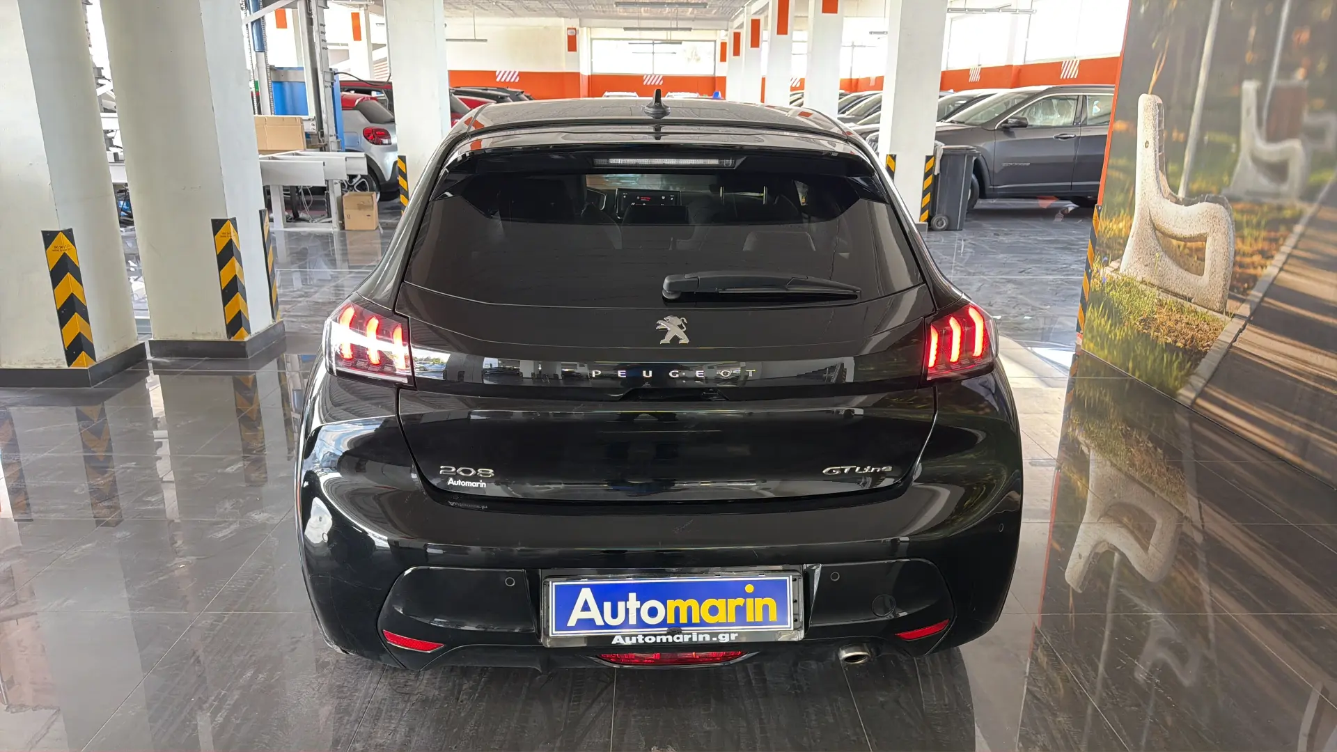 View 5 - Peugeot 208 - 2020