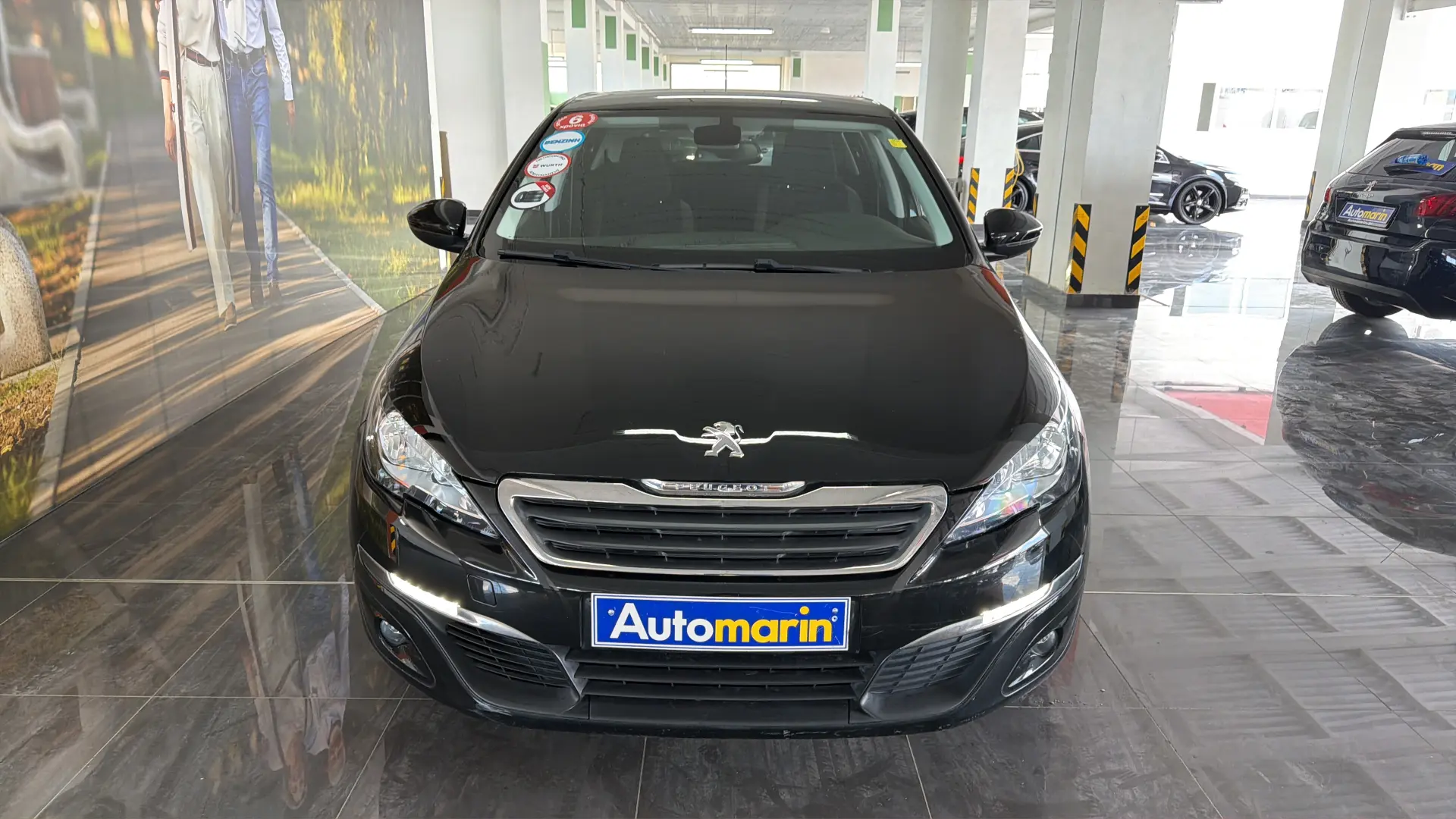 View 2 - Peugeot 308 - 2016