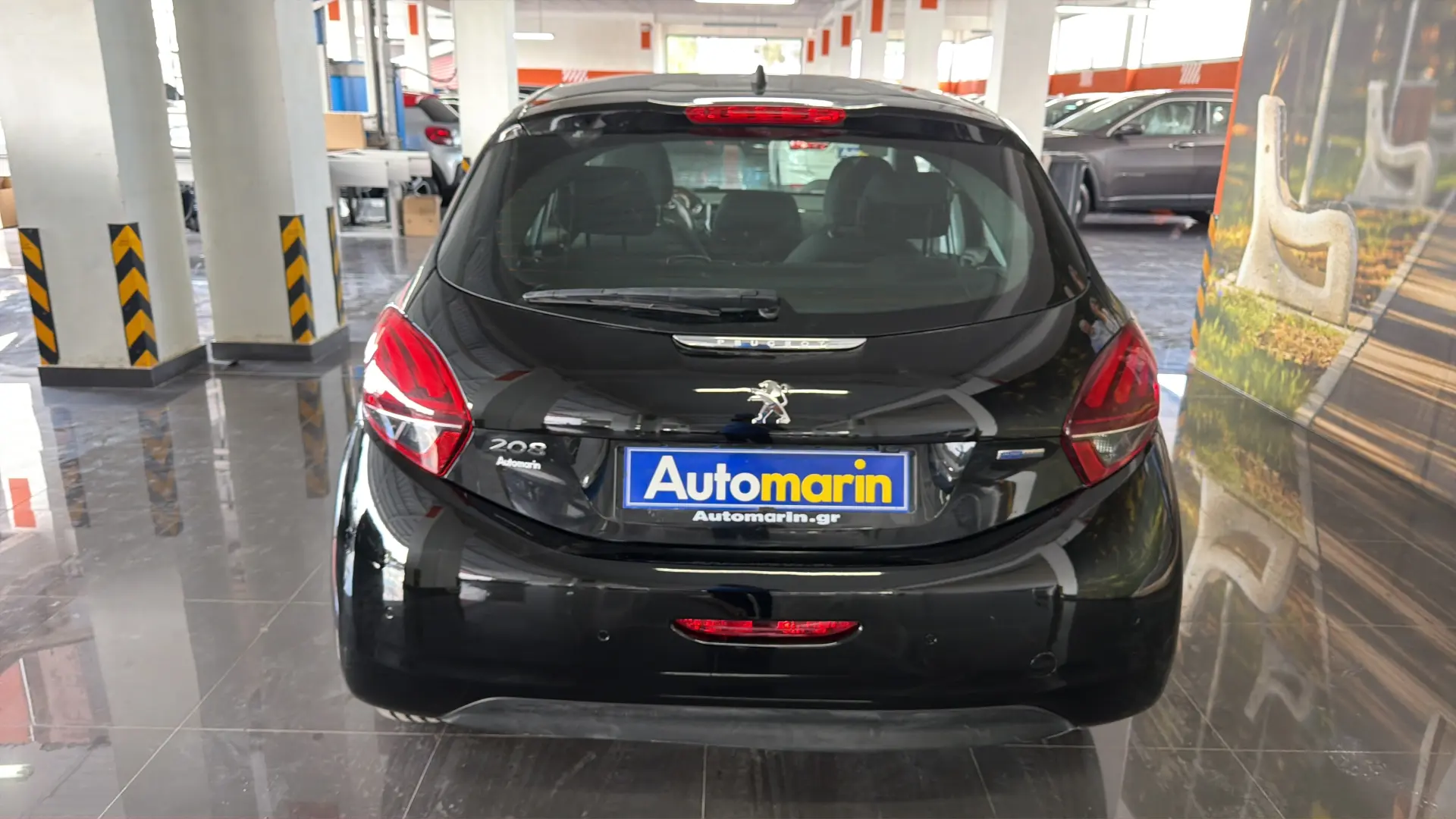 View 5 - Peugeot 208 - 2017