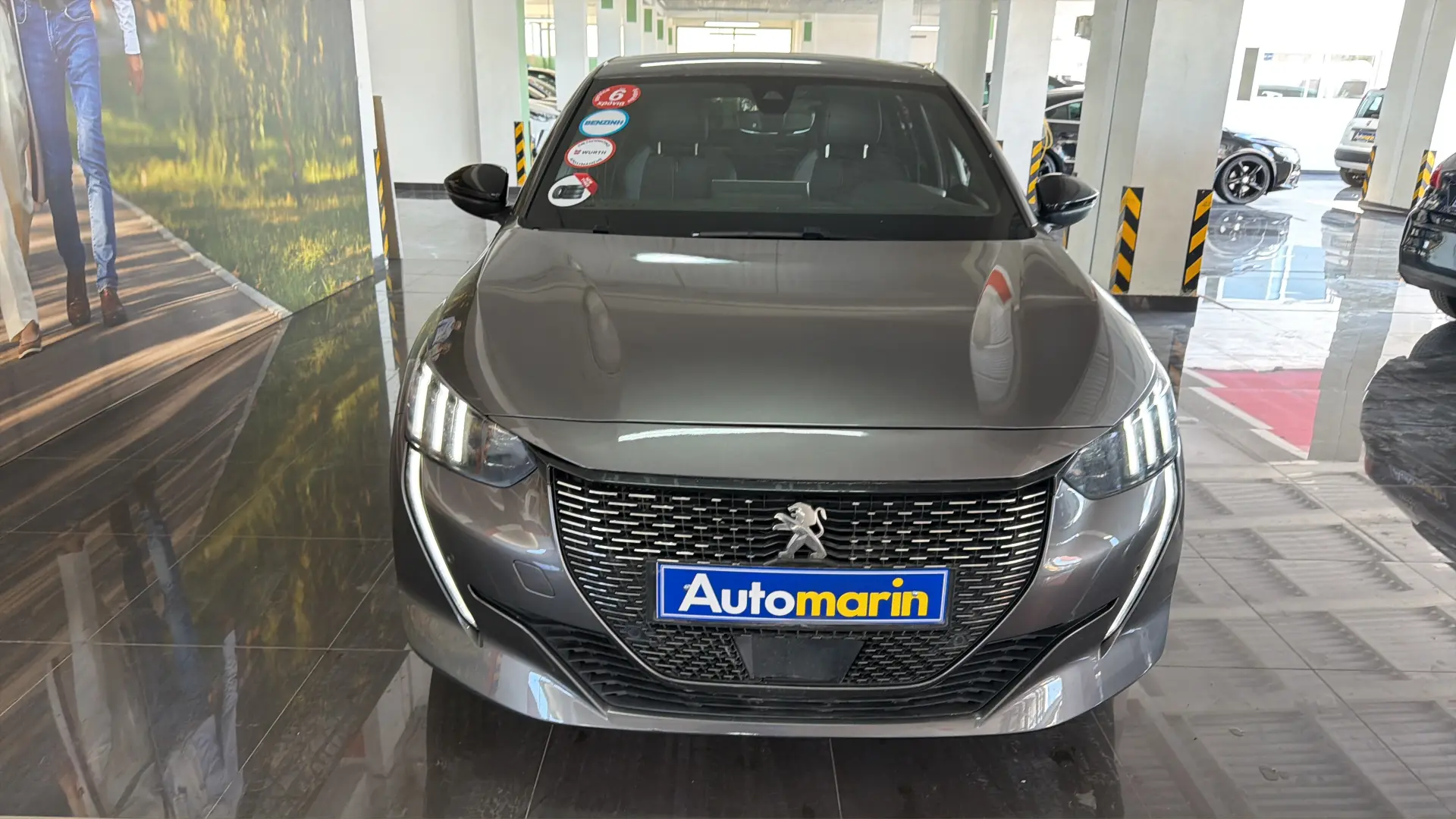 View 2 - Peugeot 208 - 2020