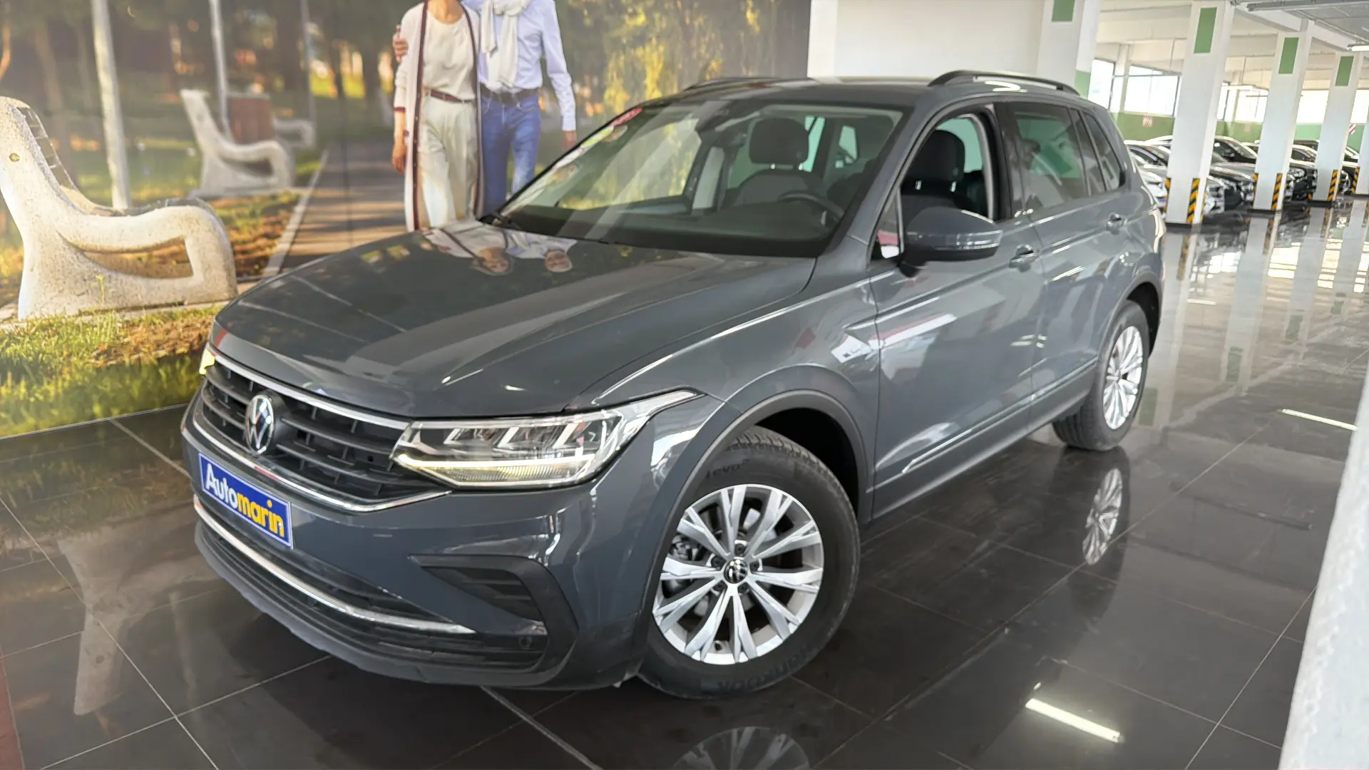 View 1 - Volkswagen Tiguan - 2023