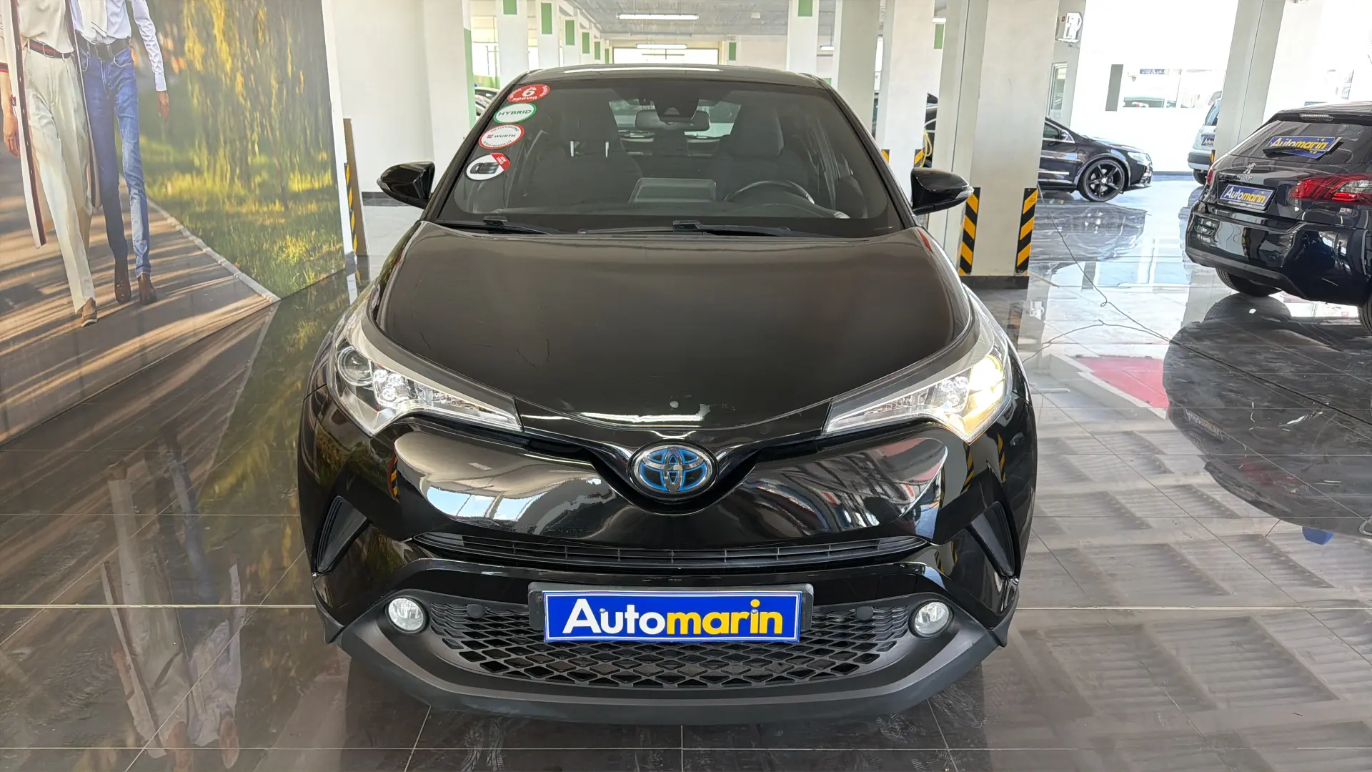 View 2 - Toyota C-HR - 2018