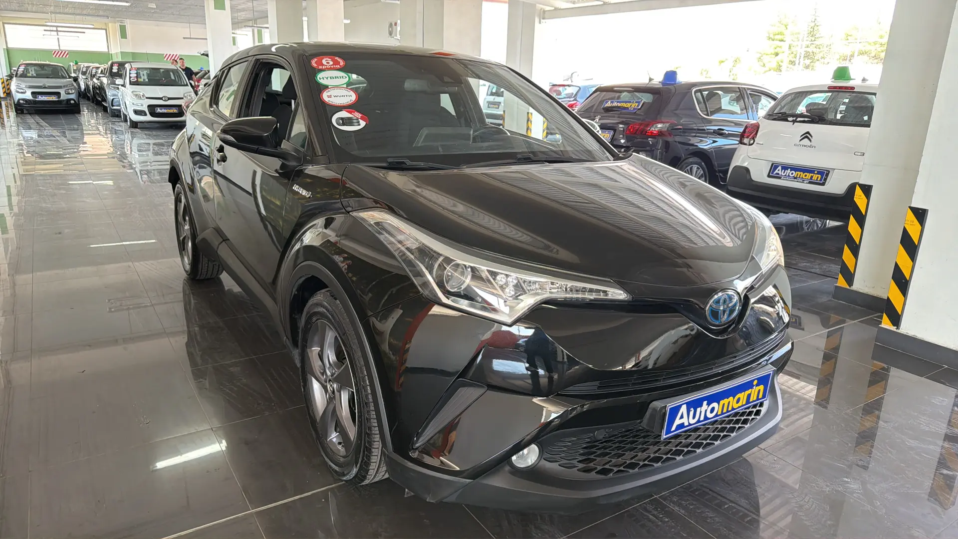 View 3 - Toyota C-HR - 2018