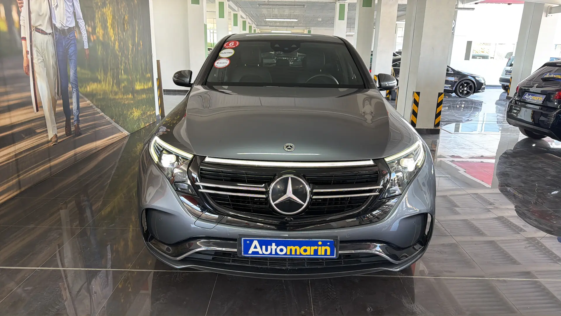 View 2 - Mercedes-Benz EQC - 2021