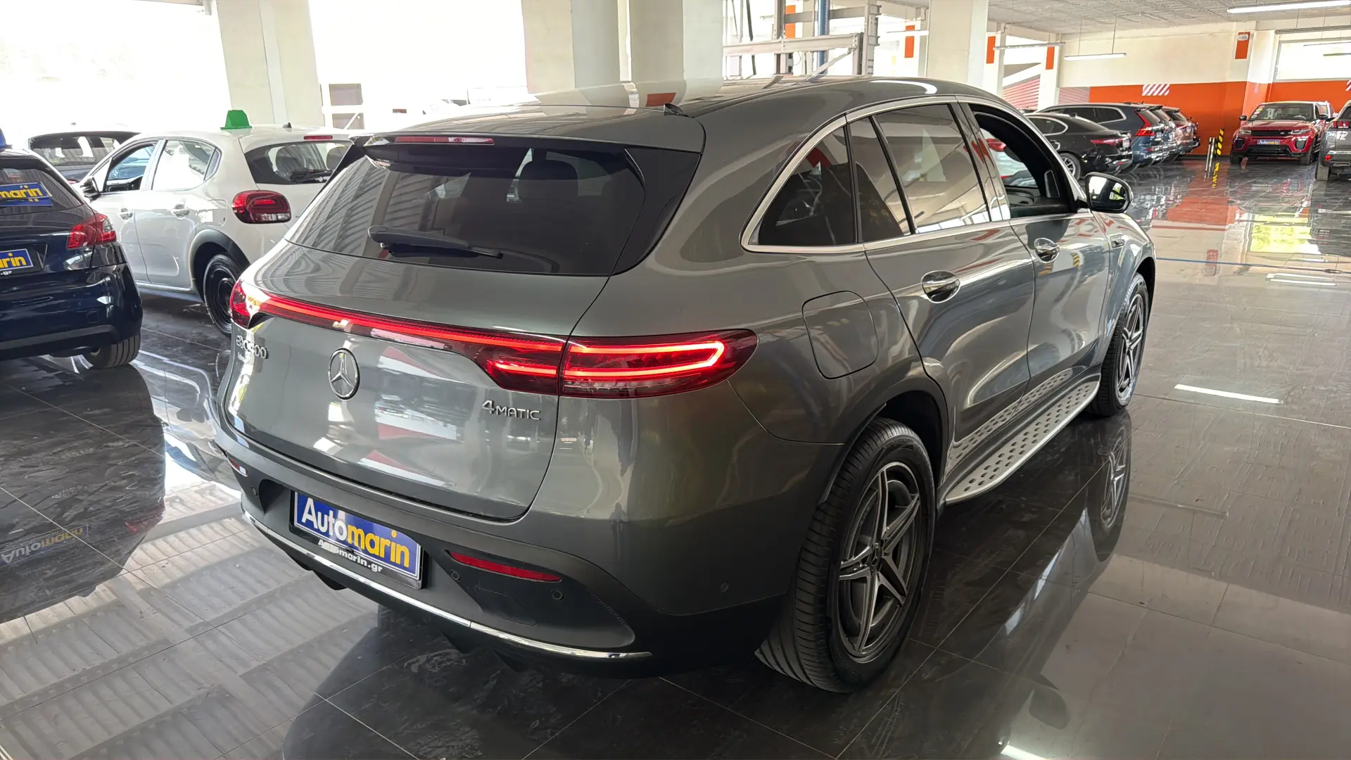 View 4 - Mercedes-Benz EQC - 2021