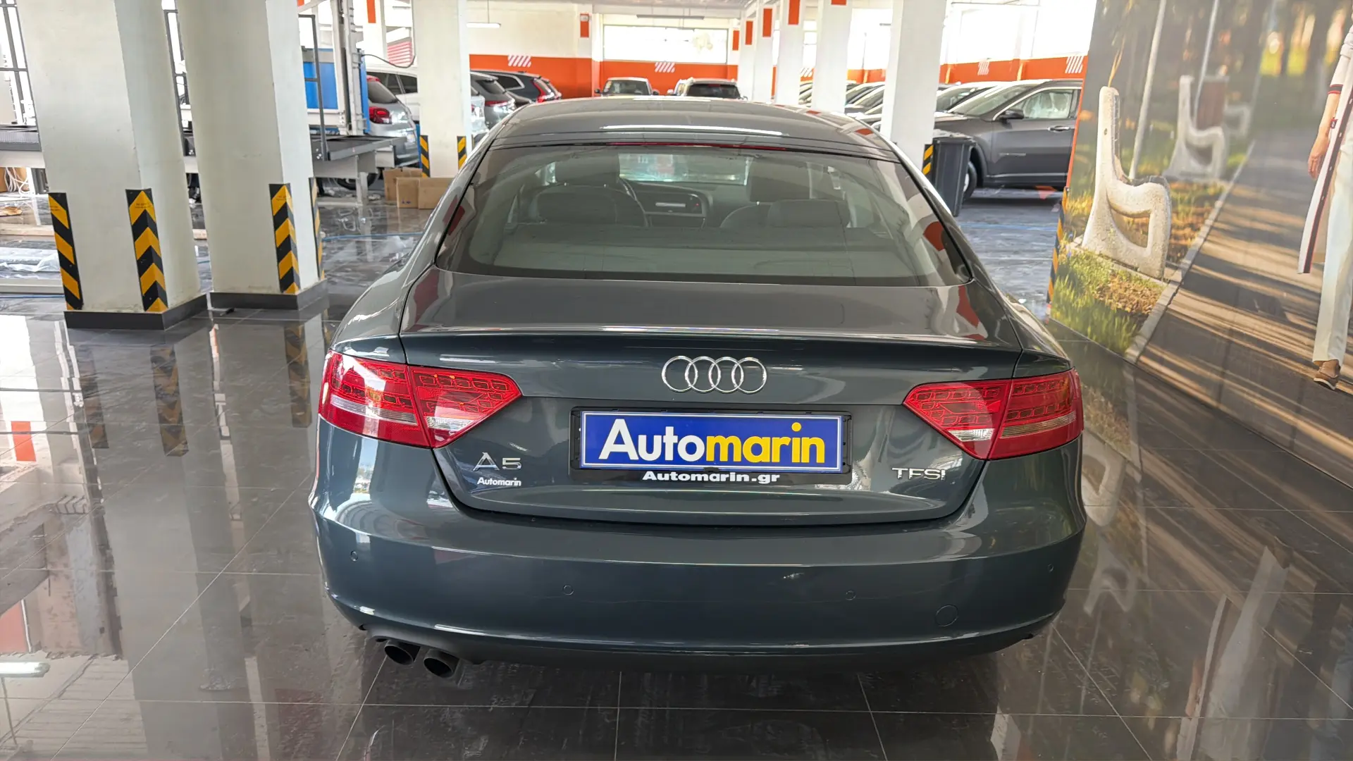 View 5 - AUDI A5 - 2011