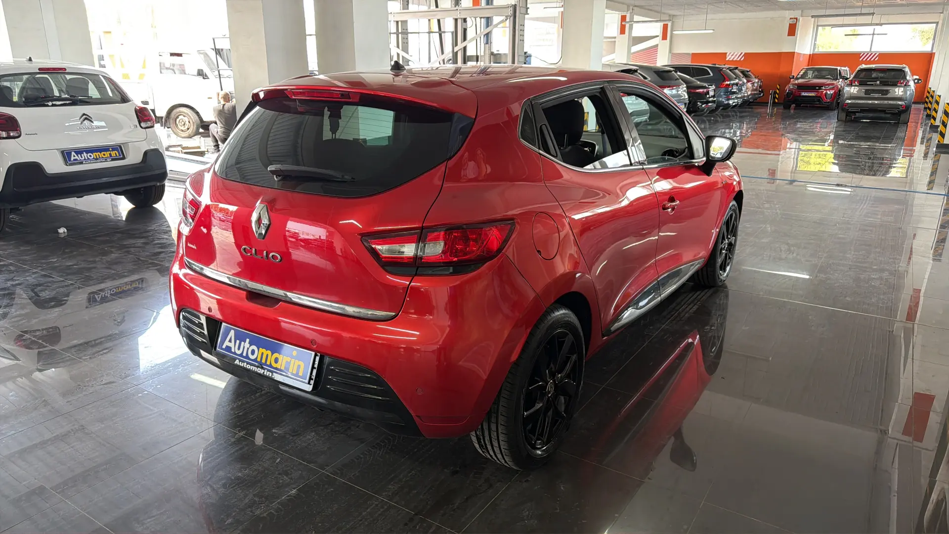 View 4 - Renault Clio - 2019