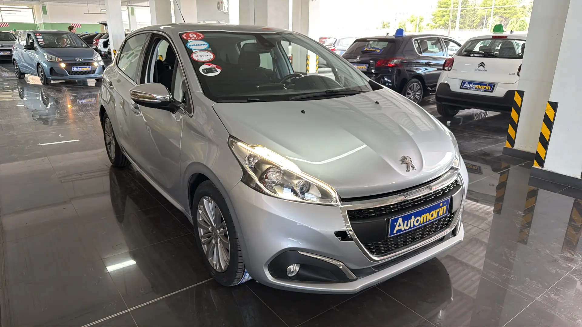 View 3 - Peugeot 208 - 2016