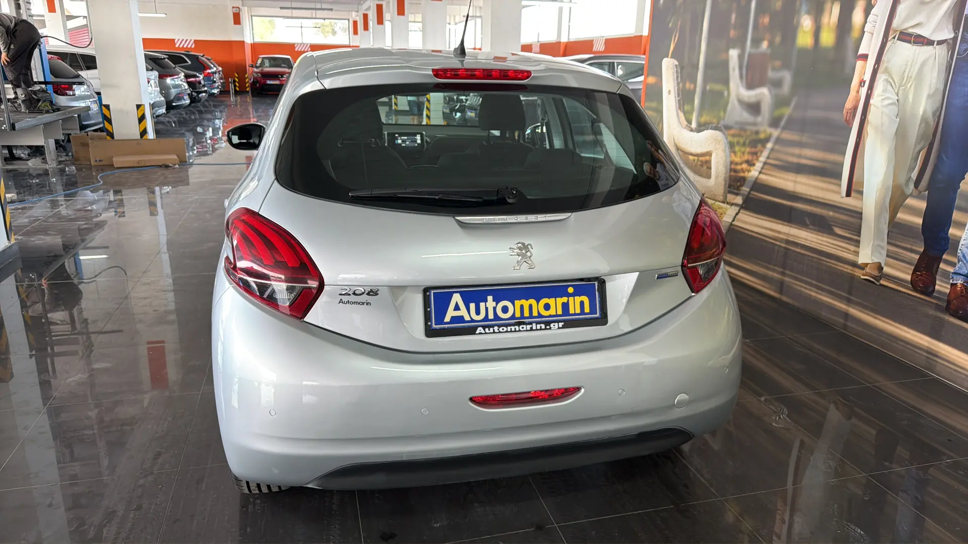 View 5 - Peugeot 208 - 2016