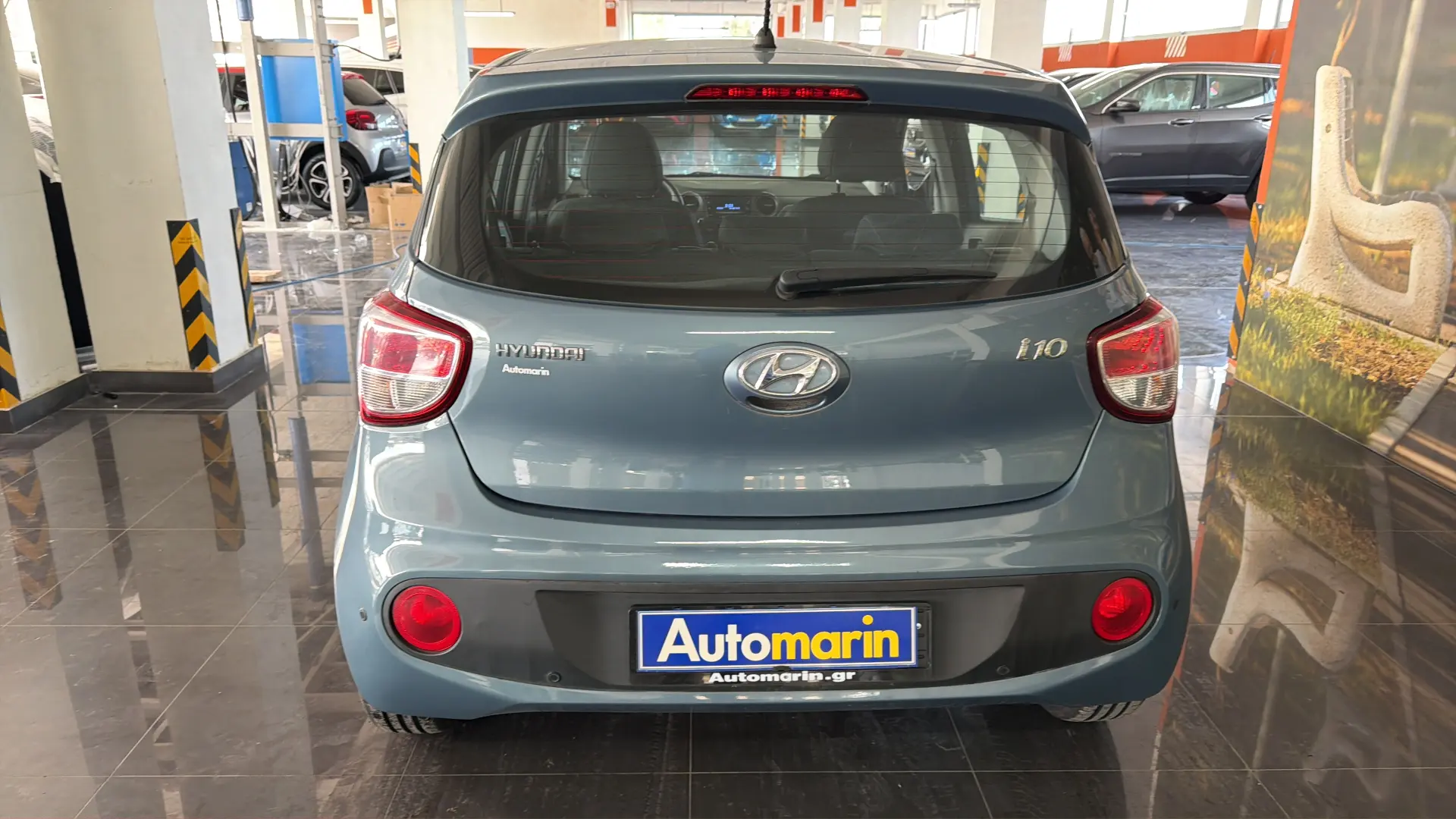 View 5 - Hyundai i 10 - 2017