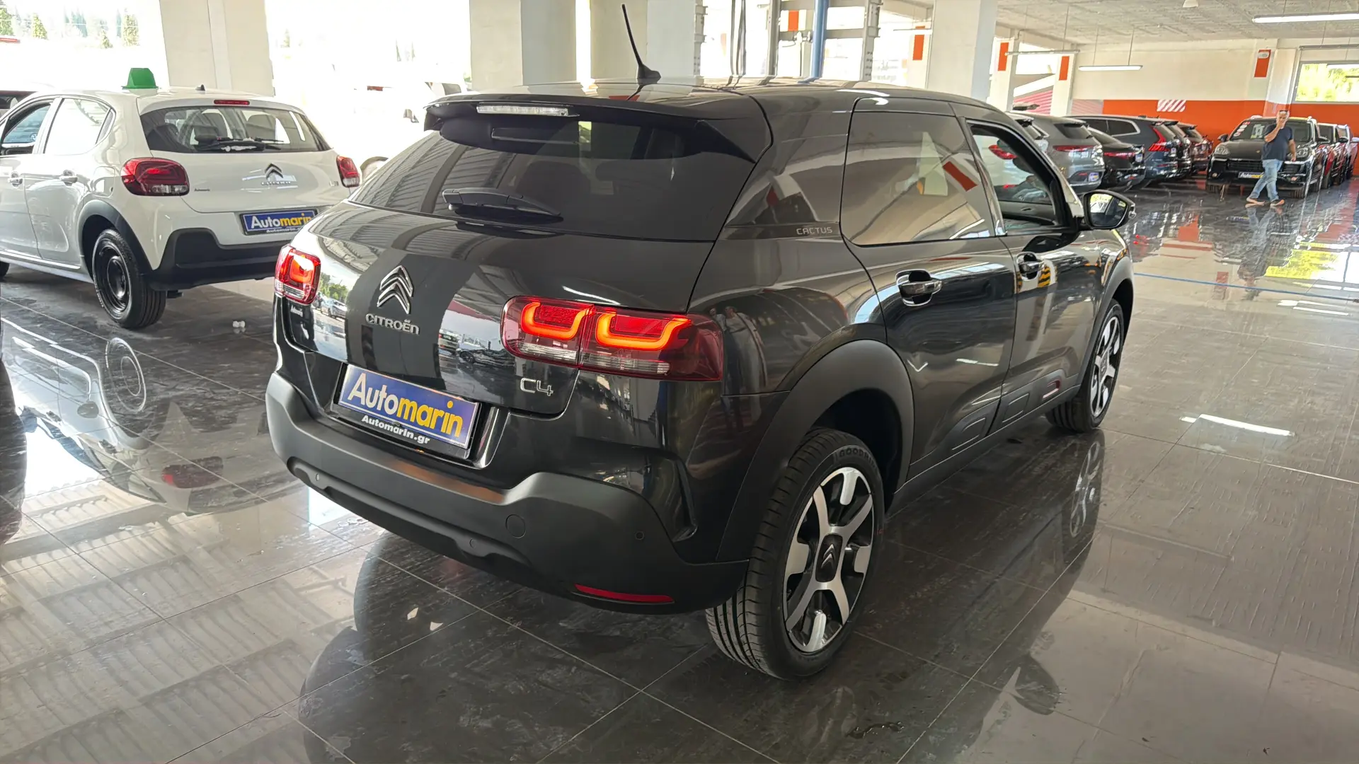 View 4 - Citroen C4 Cactus - 2019