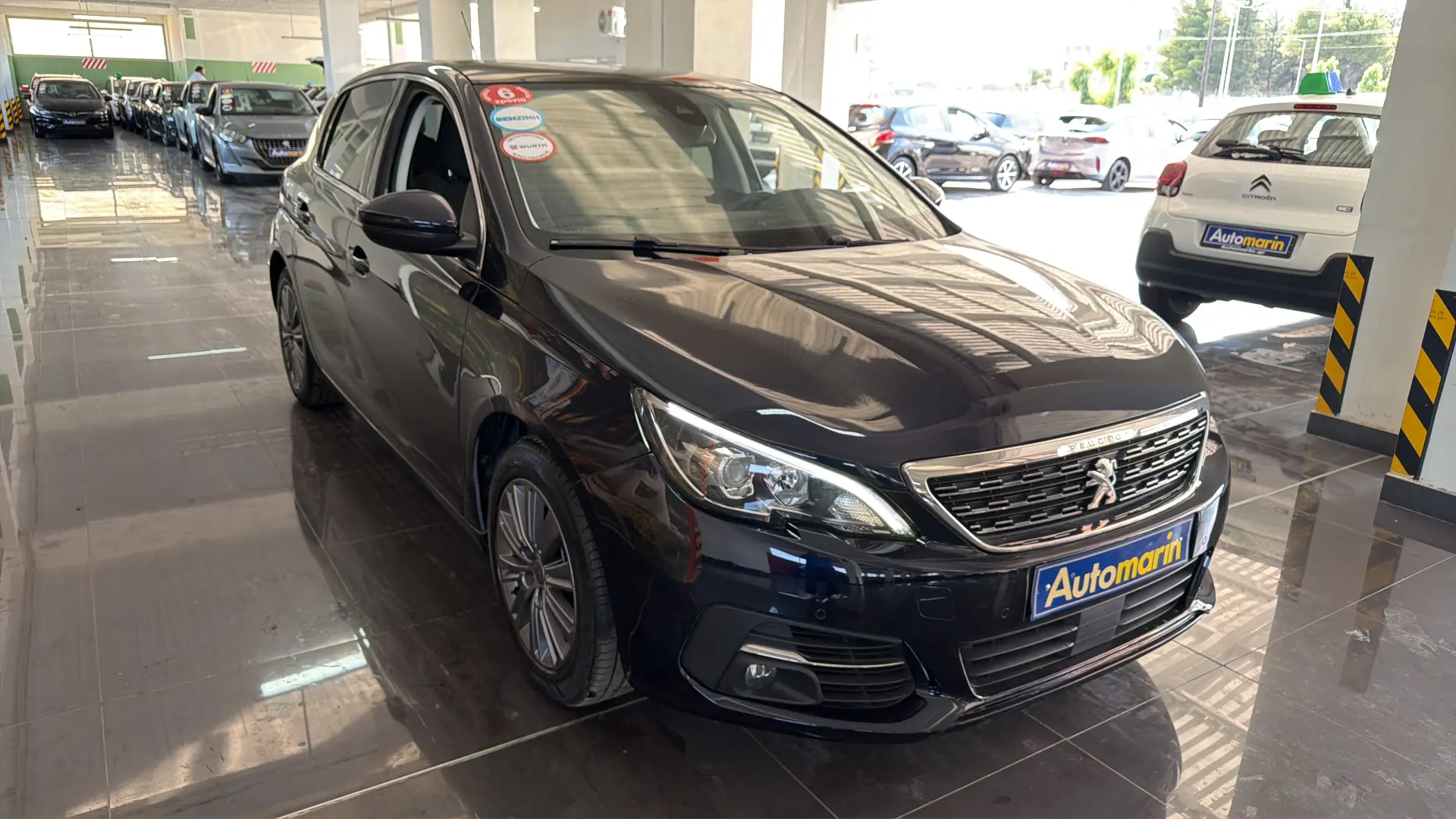 View 3 - Peugeot 308 - 2018