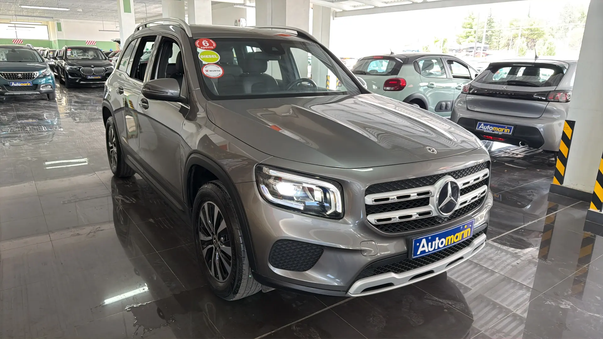 View 3 - Mercedes-Benz GLB 220 - 2023