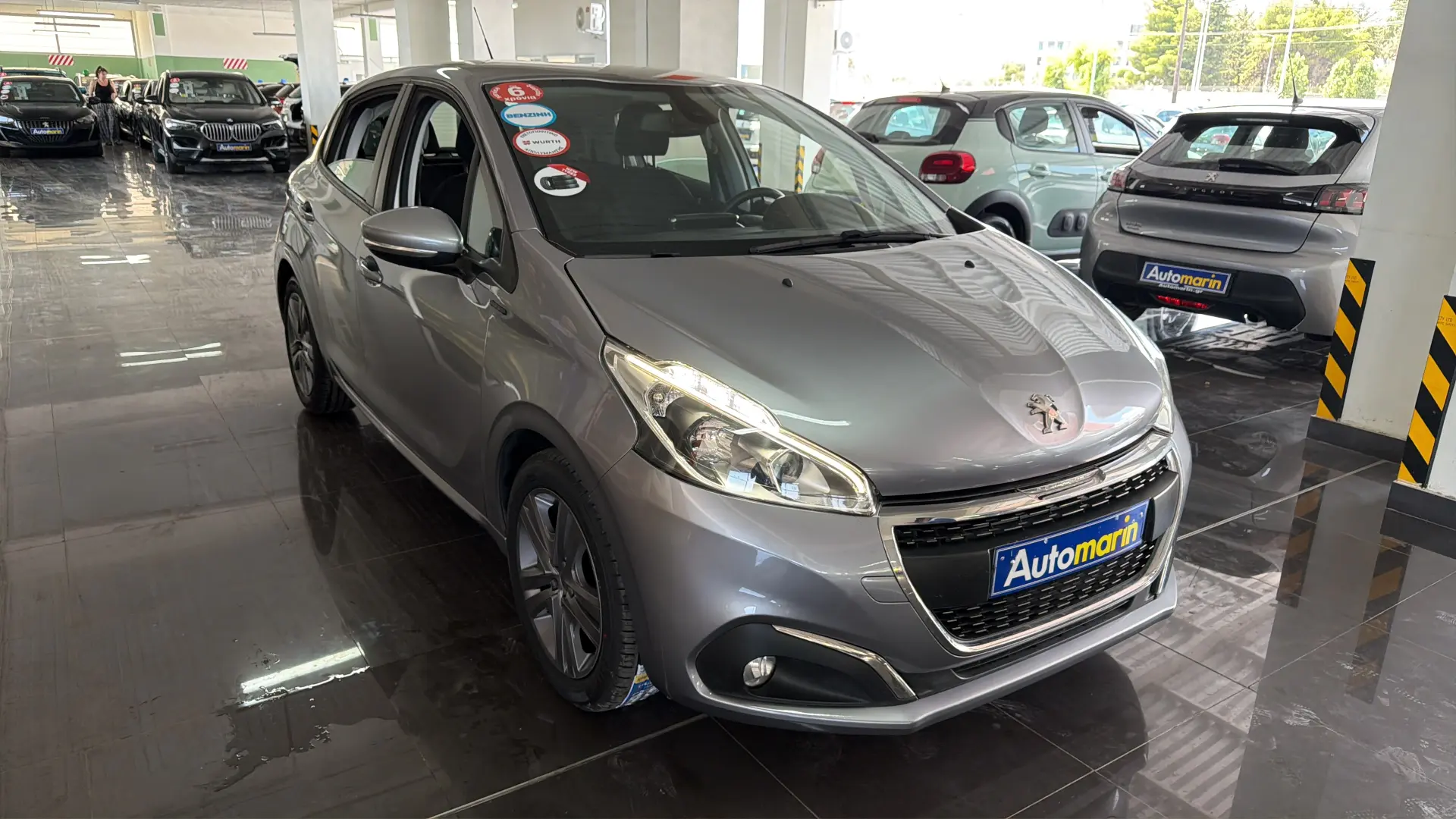 View 3 - Peugeot 208 - 2018