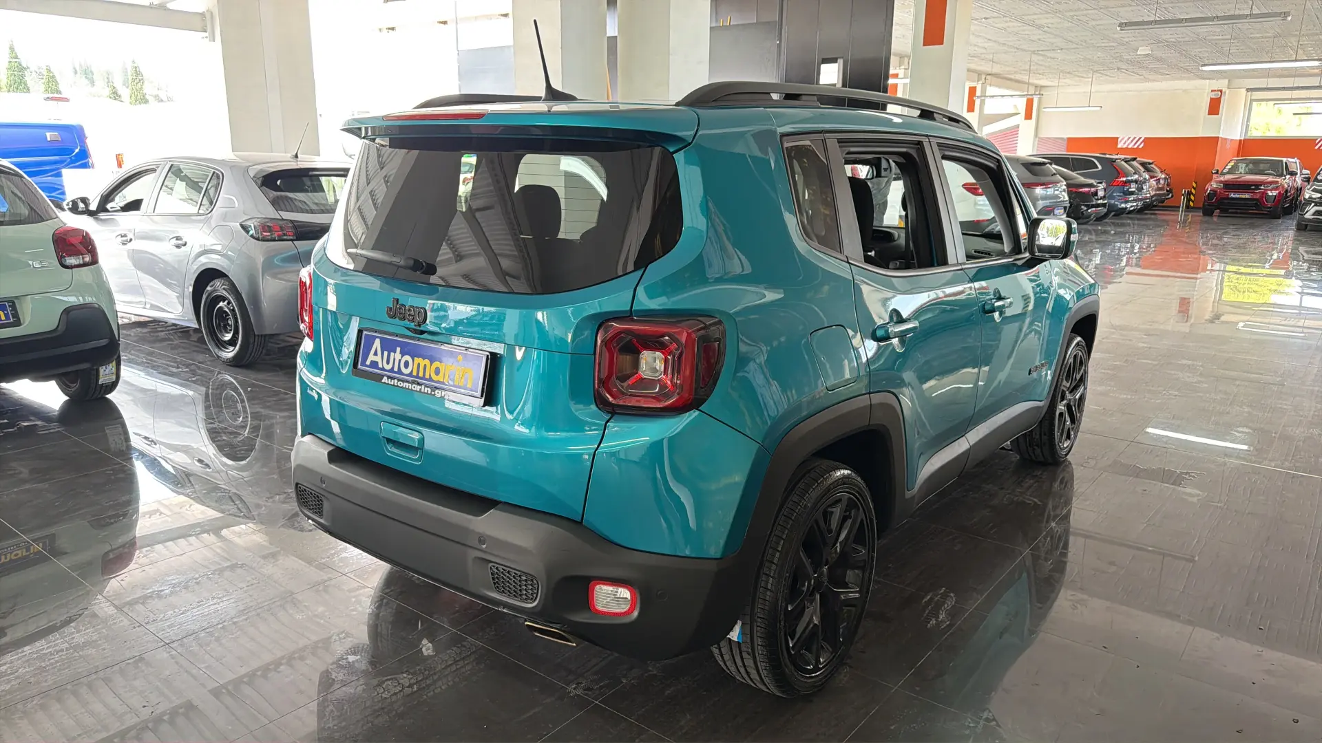 View 4 - Jeep Renegade - 2019