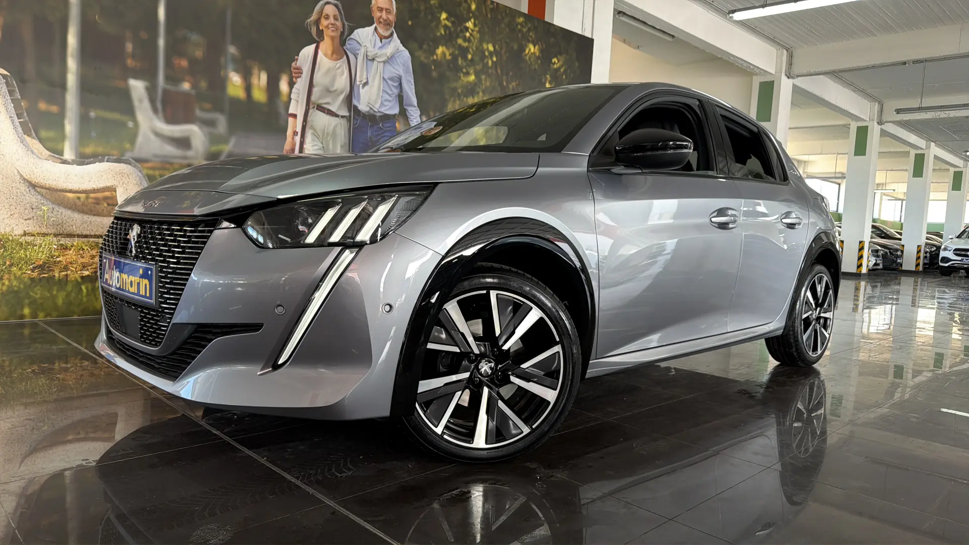 View 1 - Peugeot 208 - 2020
