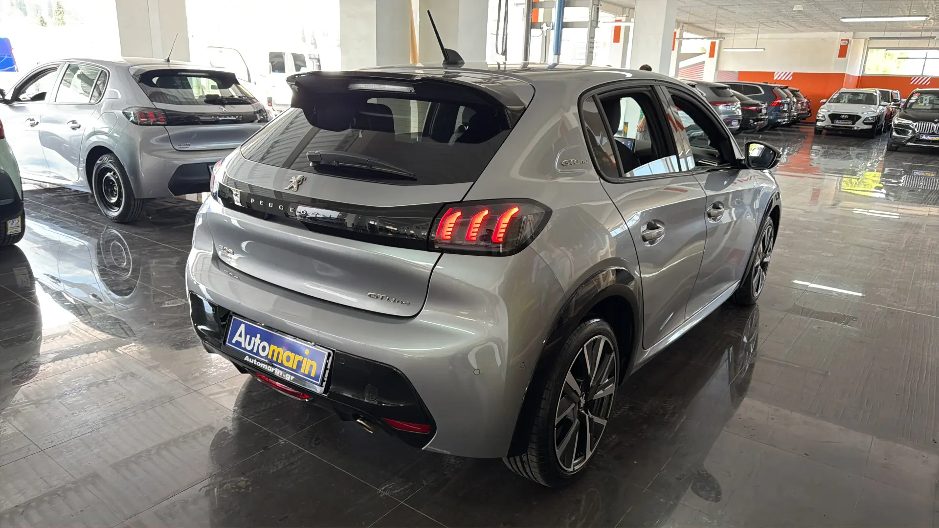 View 4 - Peugeot 208 - 2020