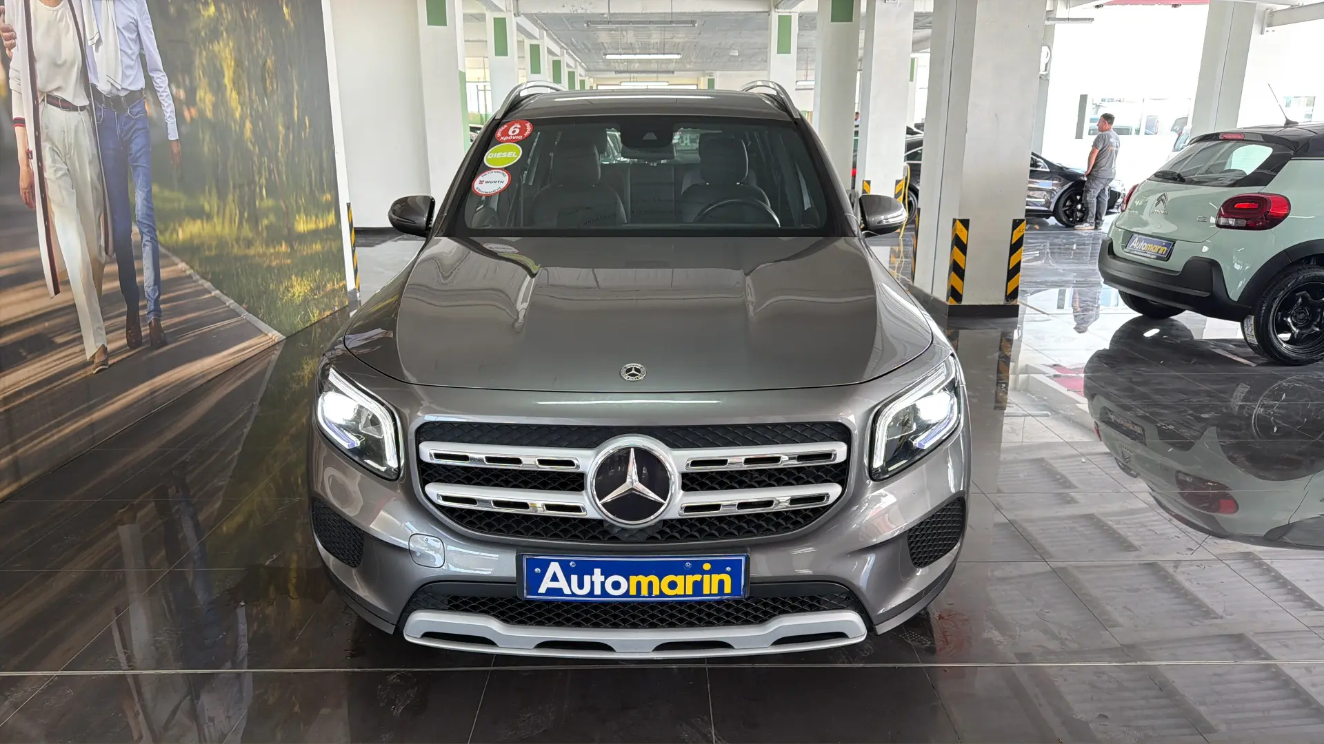 View 2 - Mercedes-Benz GLB 220 - 2023