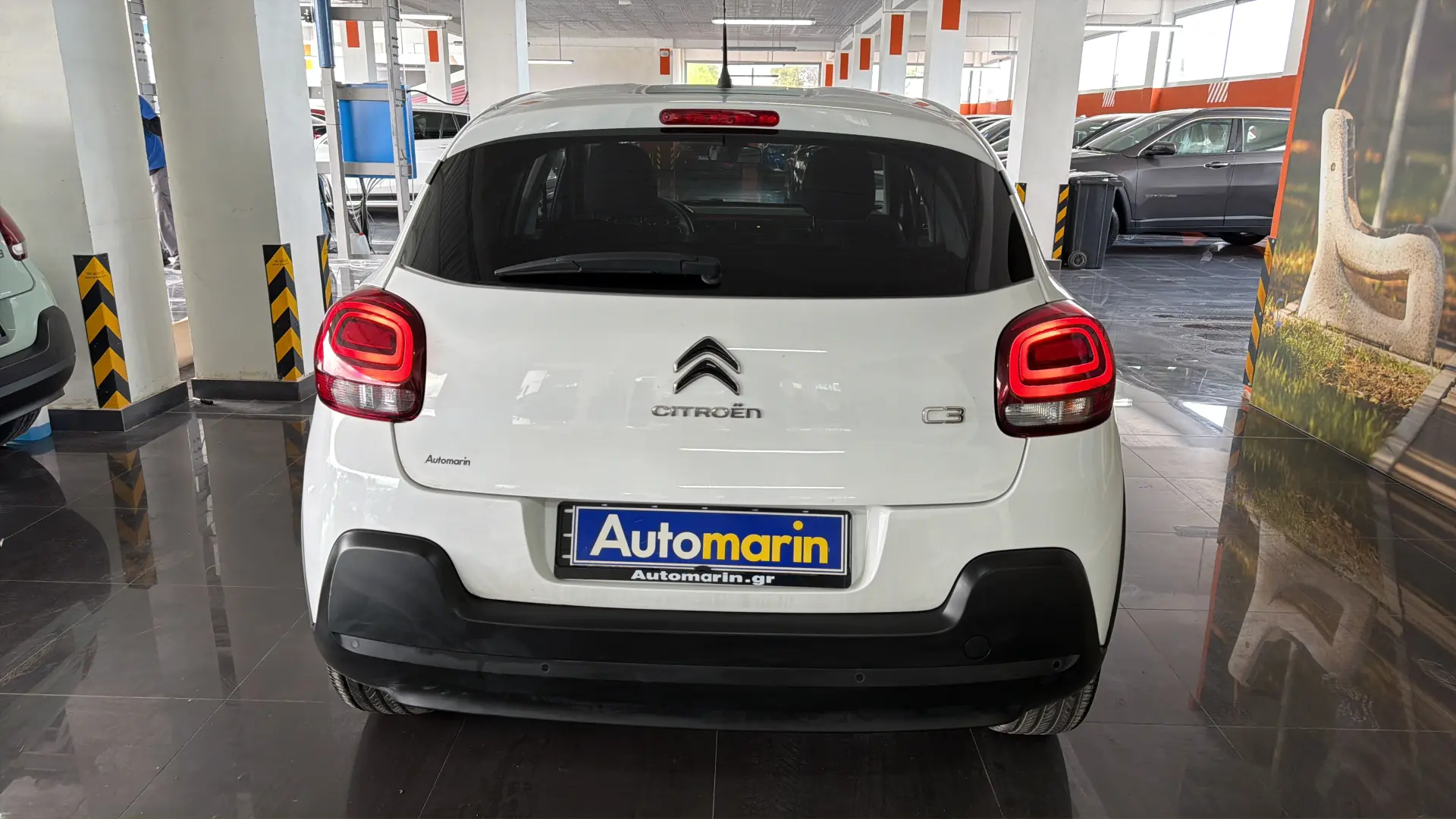 View 5 - Citroen C3 - 2021