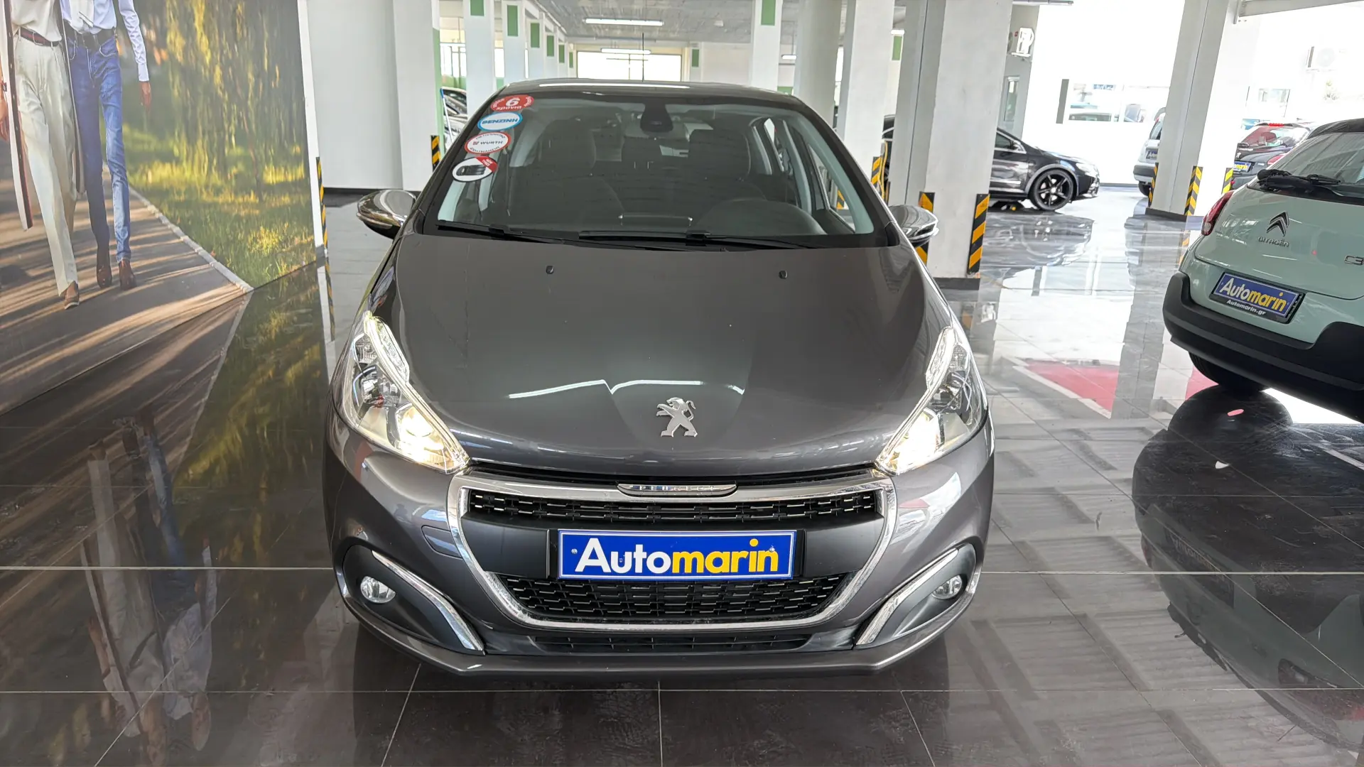 View 2 - Peugeot 208 - 2019