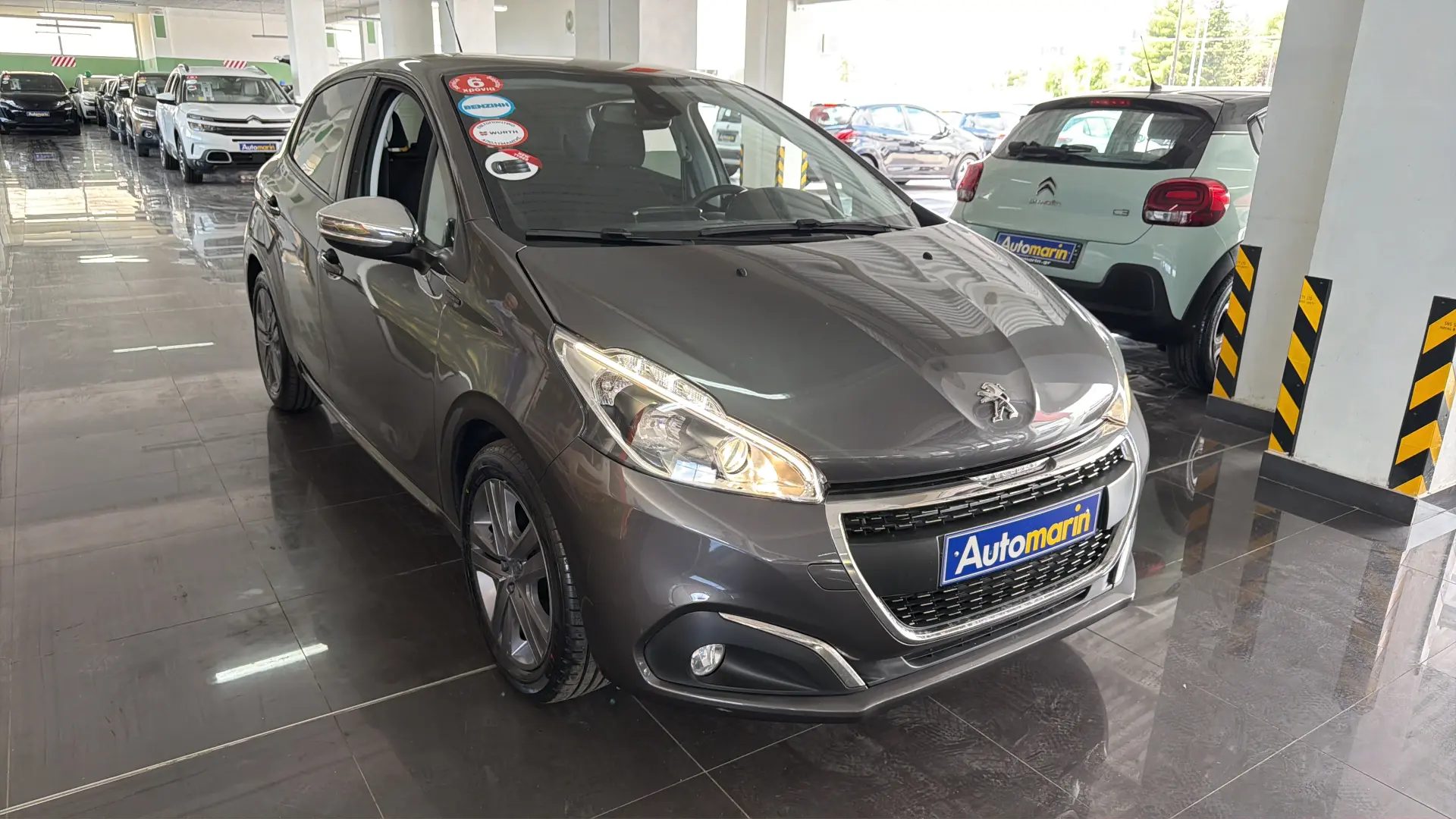 View 3 - Peugeot 208 - 2019