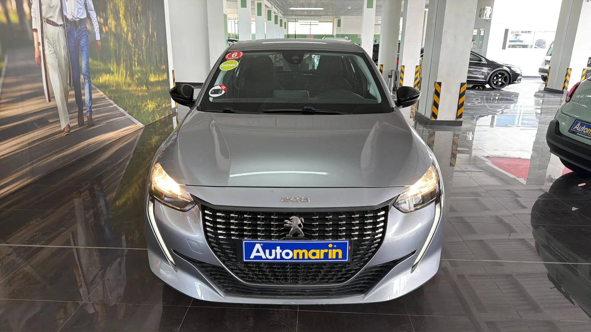 View 2 - Peugeot 208 - 2022