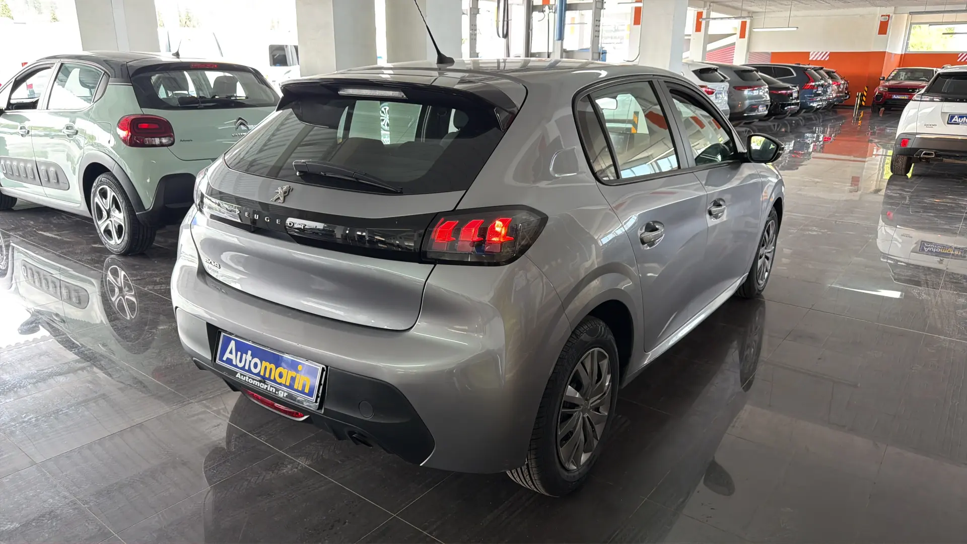 View 4 - Peugeot 208 - 2022