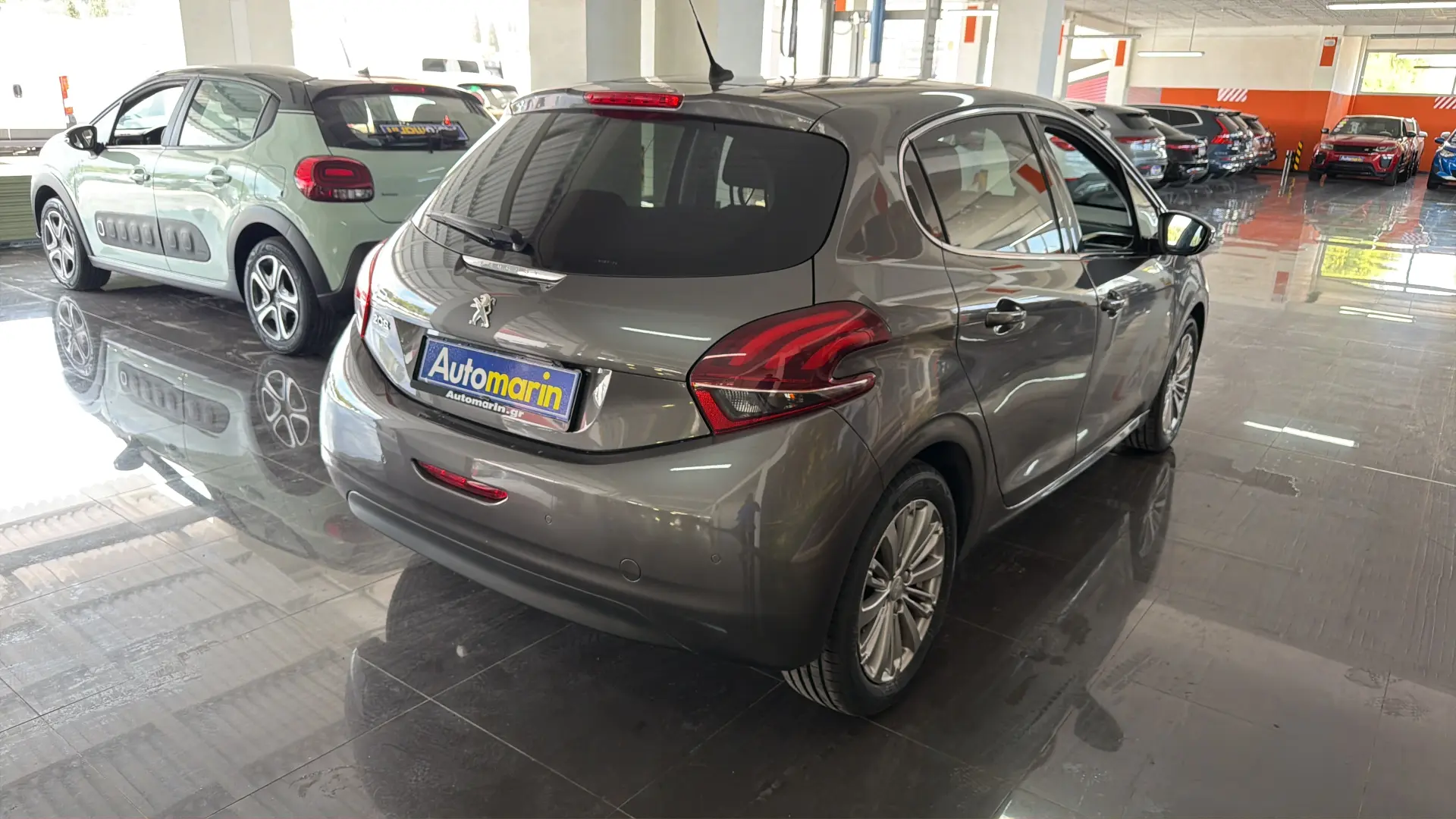 View 4 - Peugeot 208 - 2018