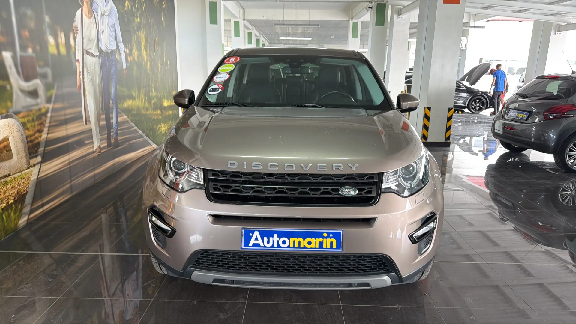 View 2 - Land Rover Discovery Sport - 2018