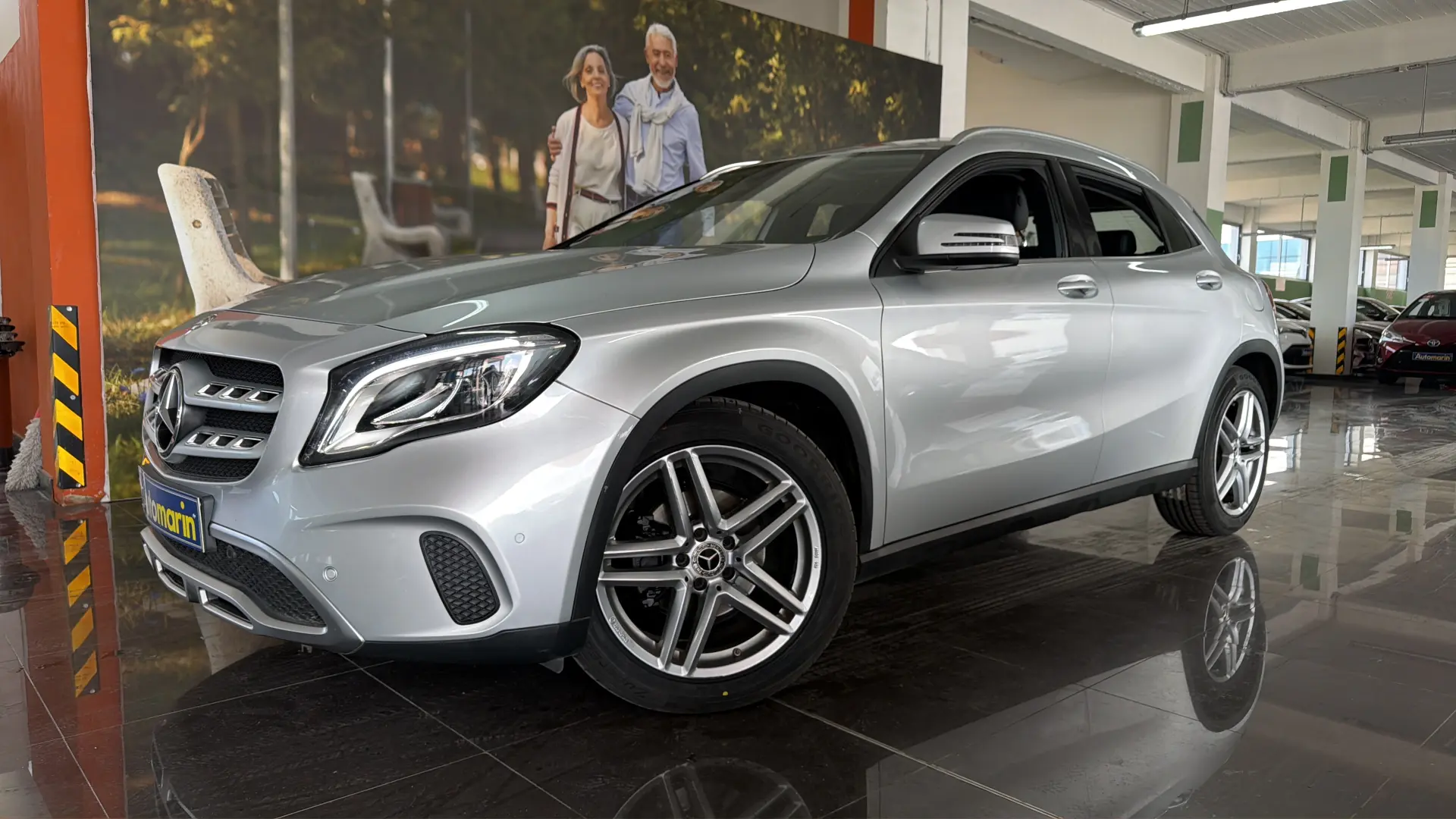 View 1 - Mercedes-Benz GLA 180 - 2018