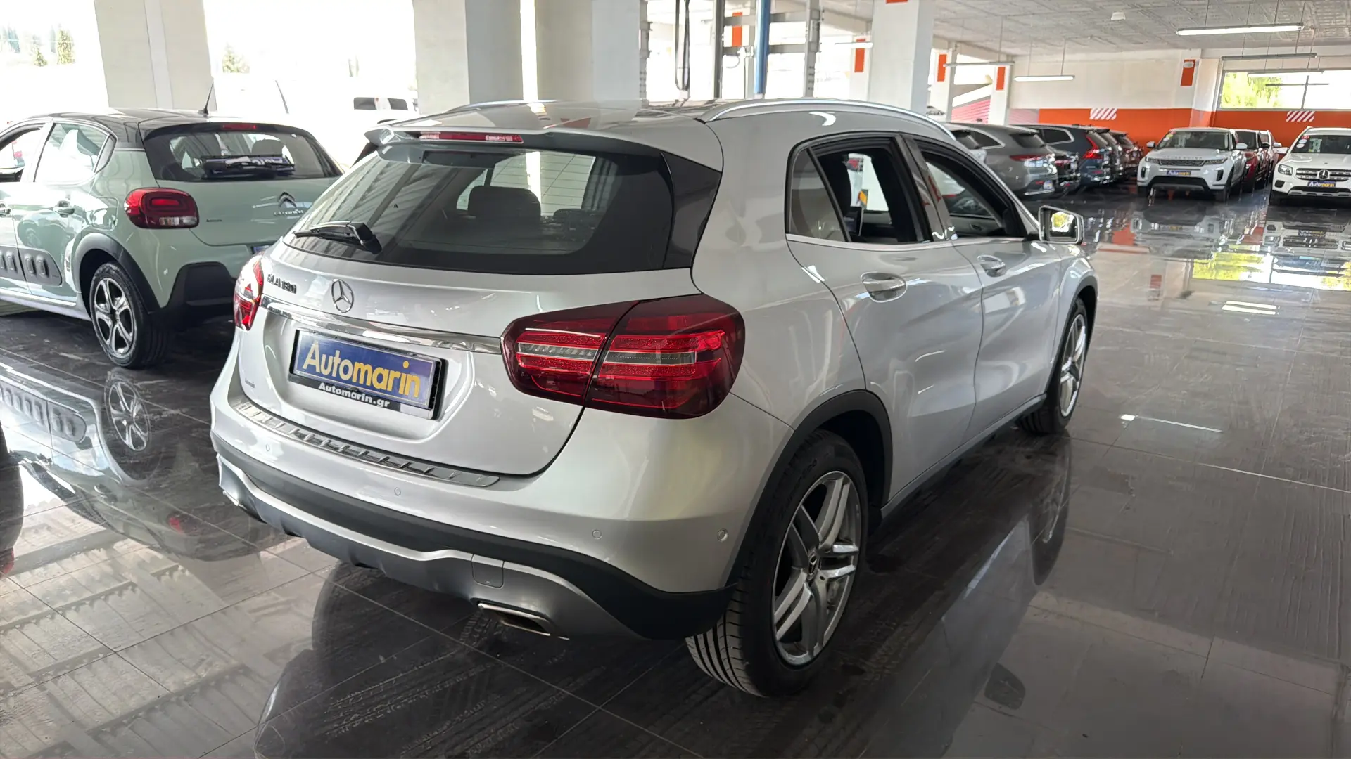 View 4 - Mercedes-Benz GLA 180 - 2018