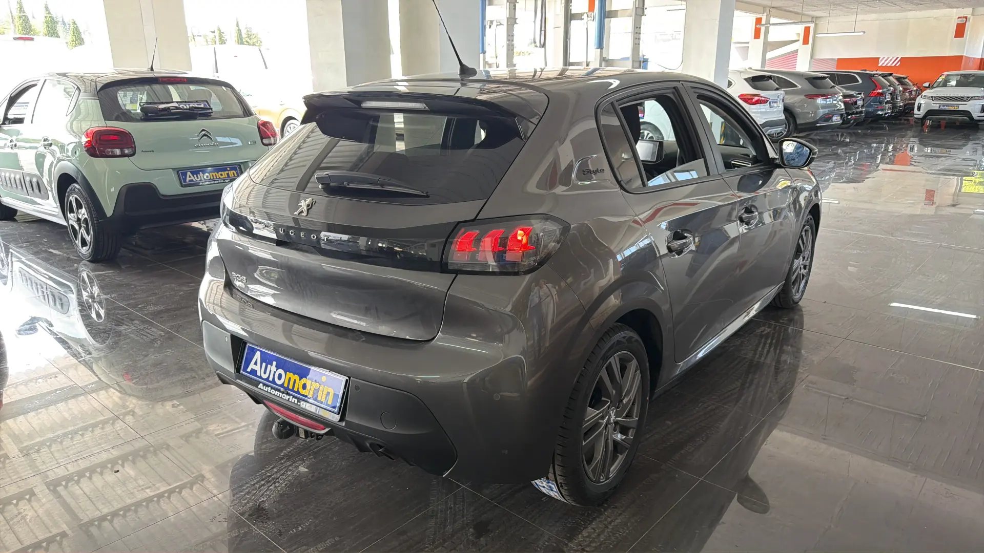 View 4 - Peugeot 208 - 2021