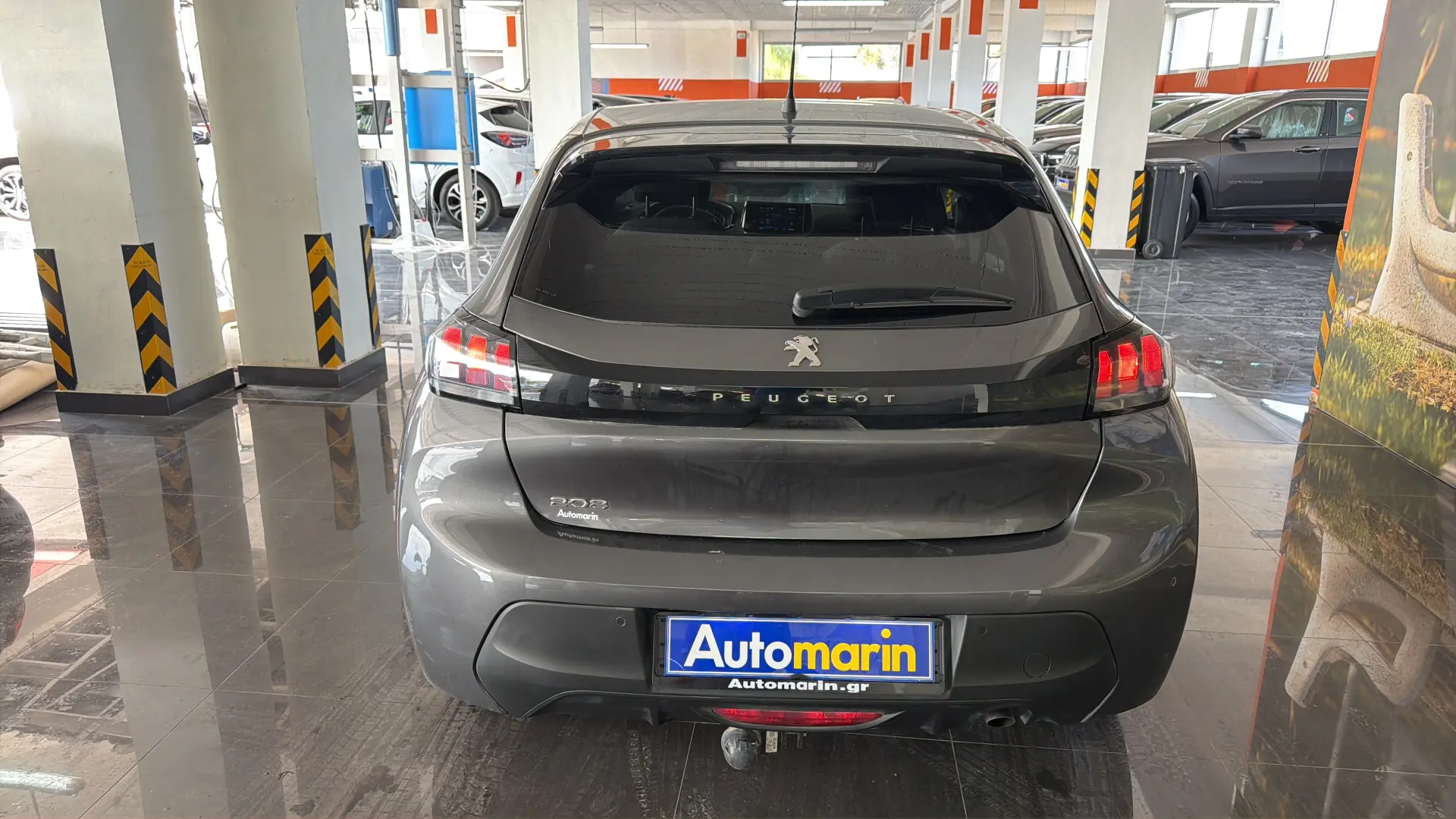 View 5 - Peugeot 208 - 2021
