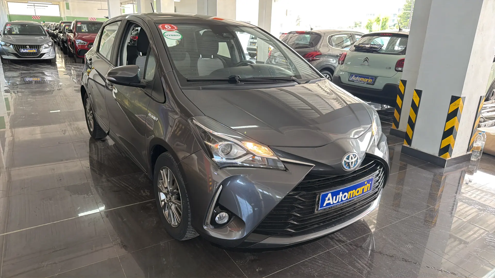 View 3 - Toyota Yaris - 2017
