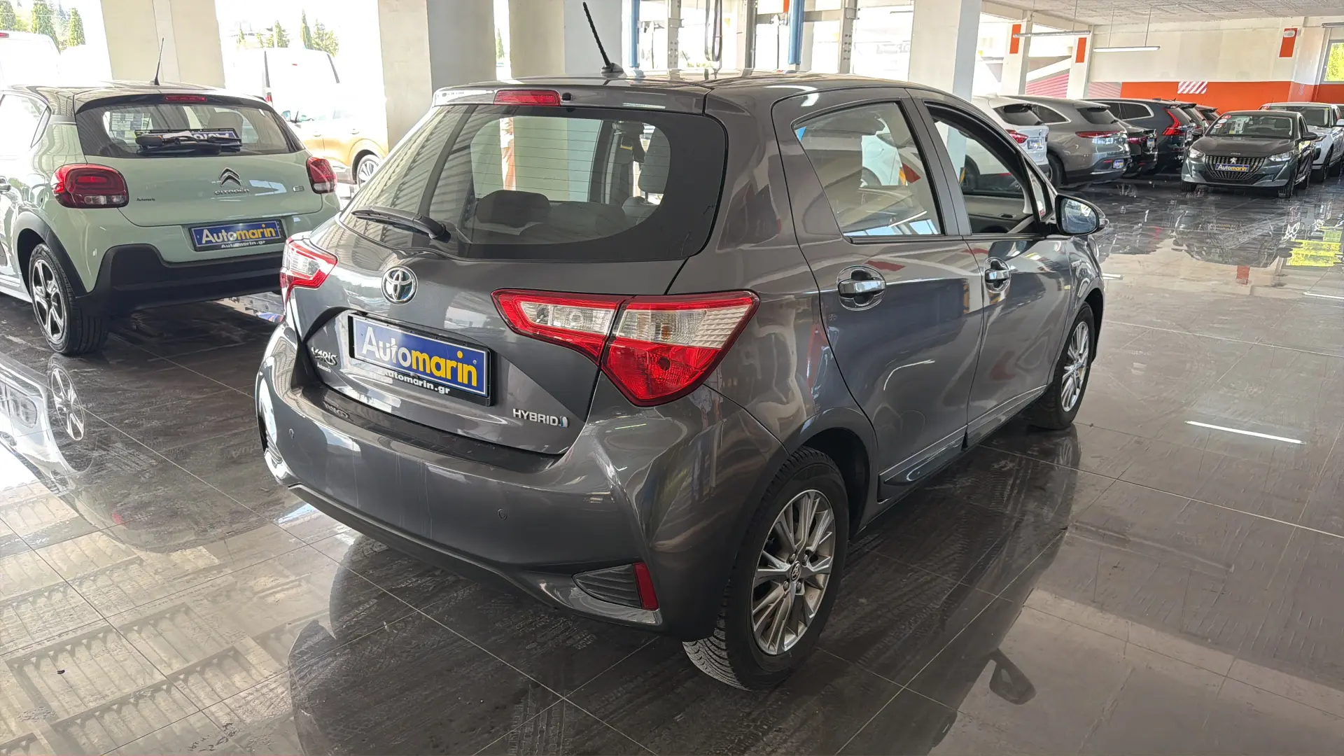 View 4 - Toyota Yaris - 2017