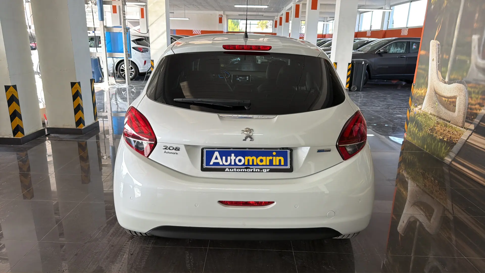 View 5 - Peugeot 208 - 2016