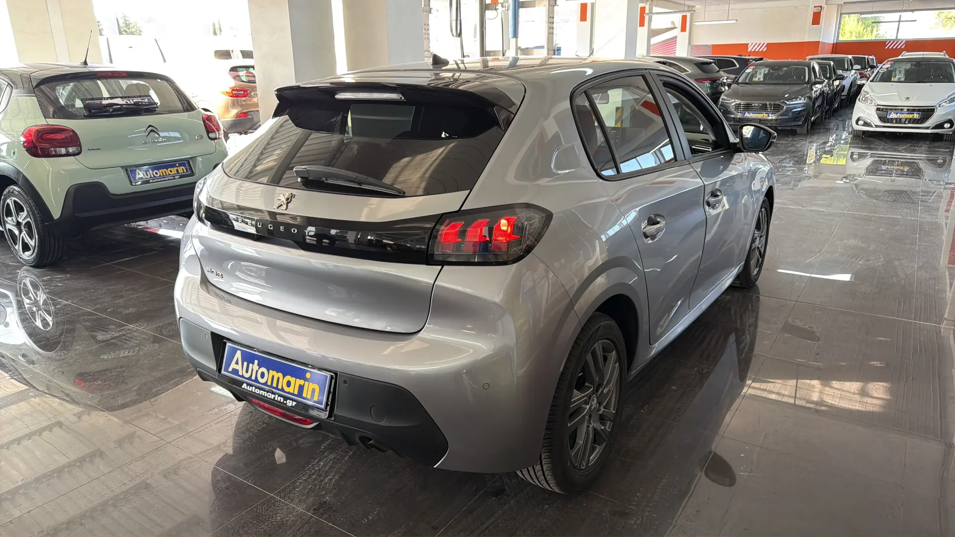View 4 - Peugeot 208 - 2023