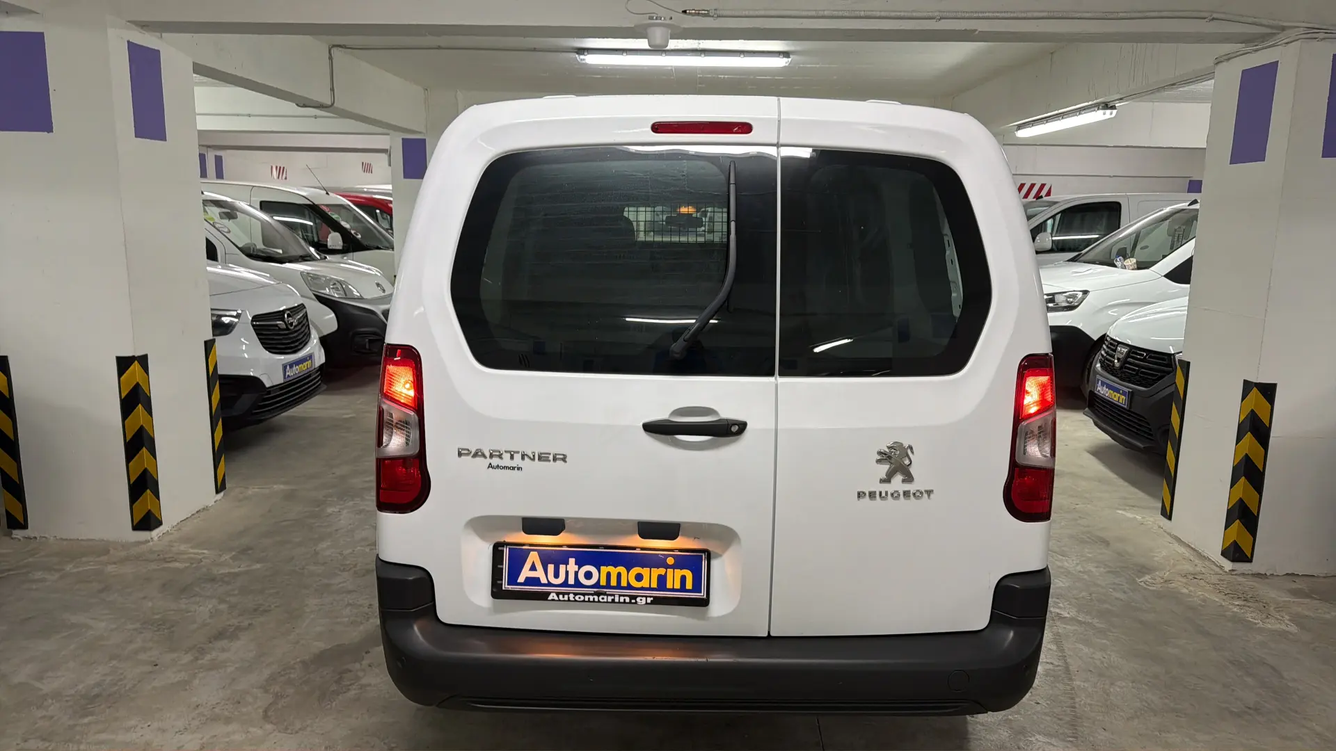 View 5 - Peugeot Partner - 2020