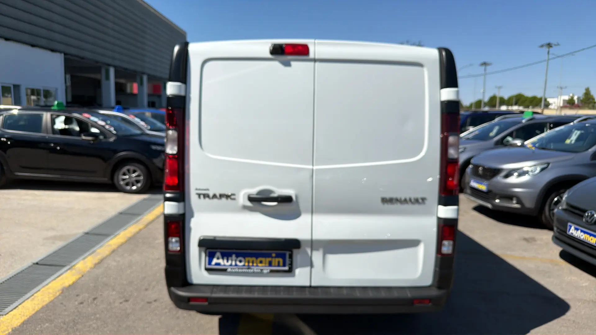 View 5 - Renault Trafic - 2021