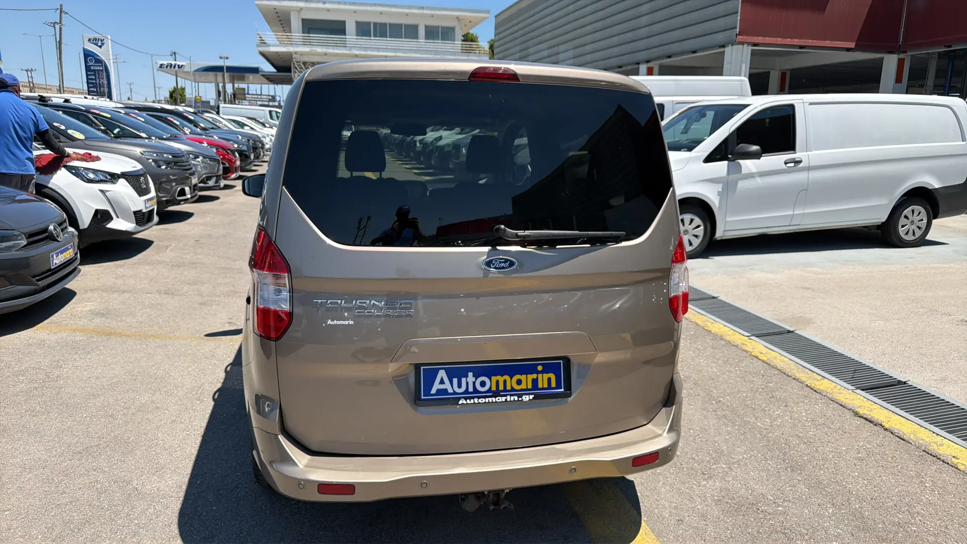 View 5 - Ford Tourneo - 2021