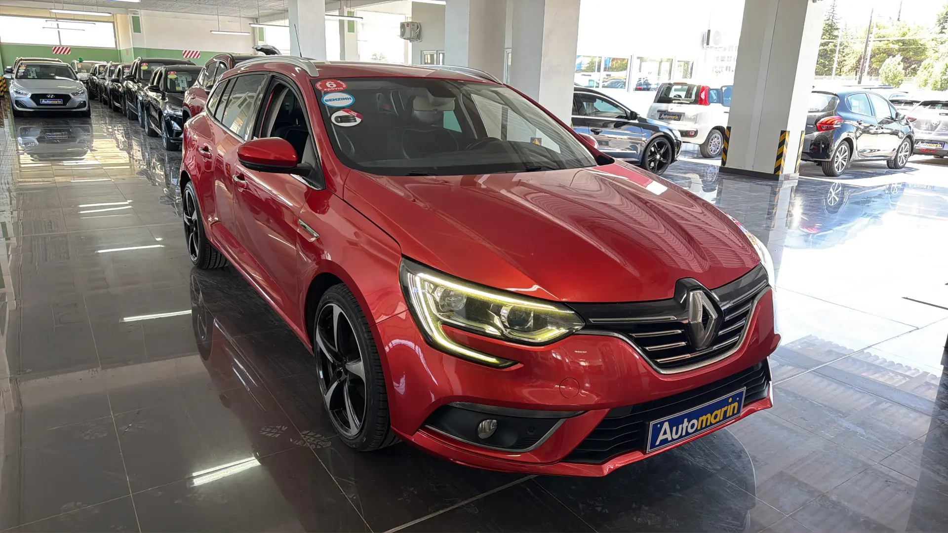 View 3 - Renault Megane - 2017