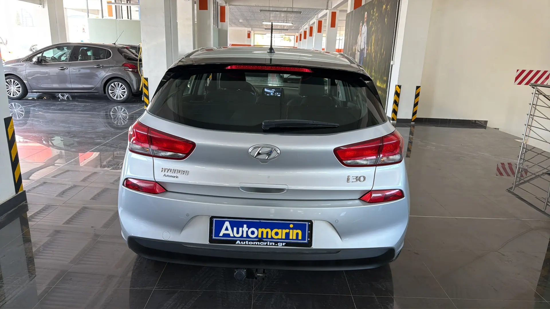 View 5 - Hyundai i 30 - 2020