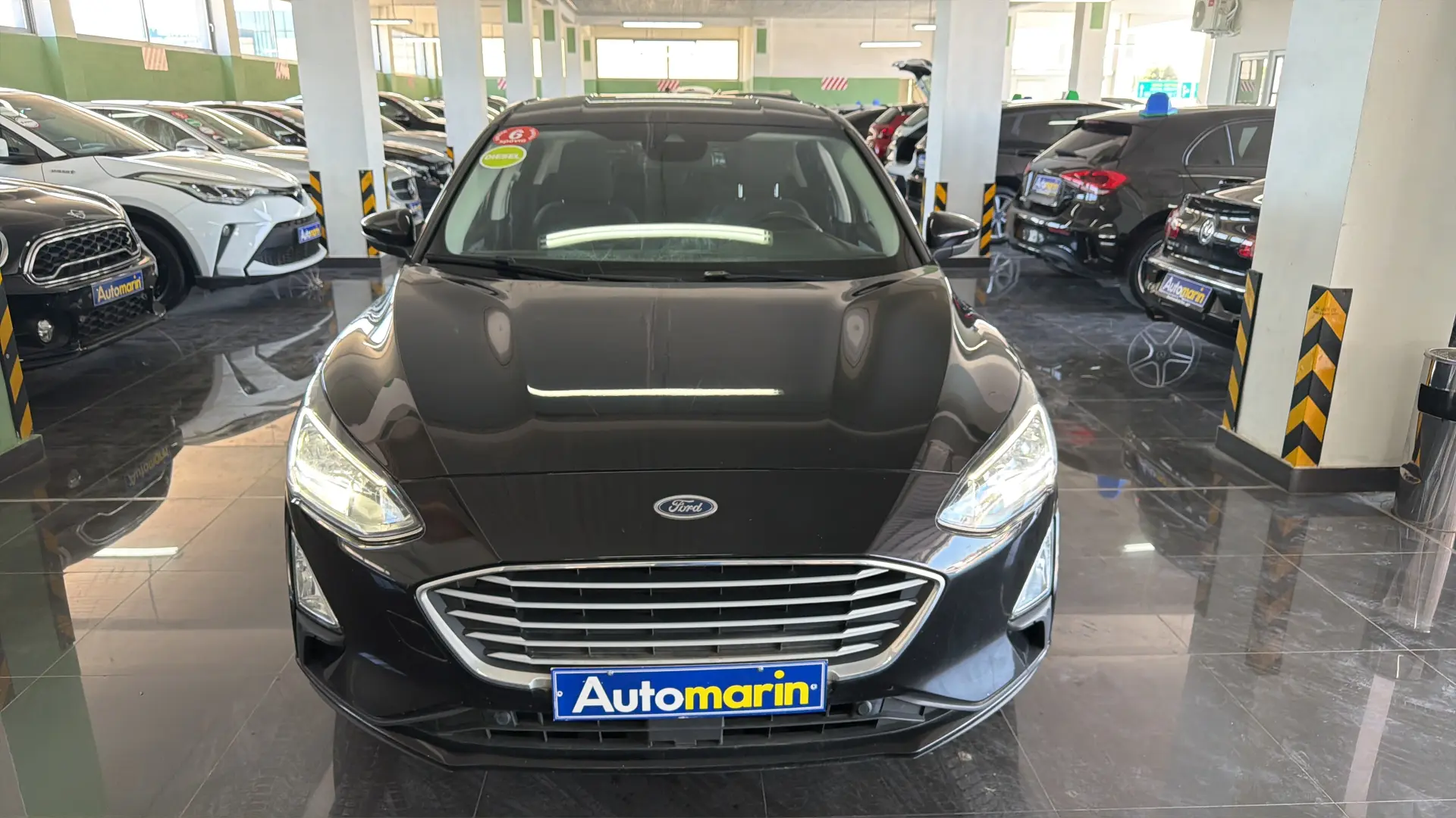 View 2 - Ford Focus - 2021