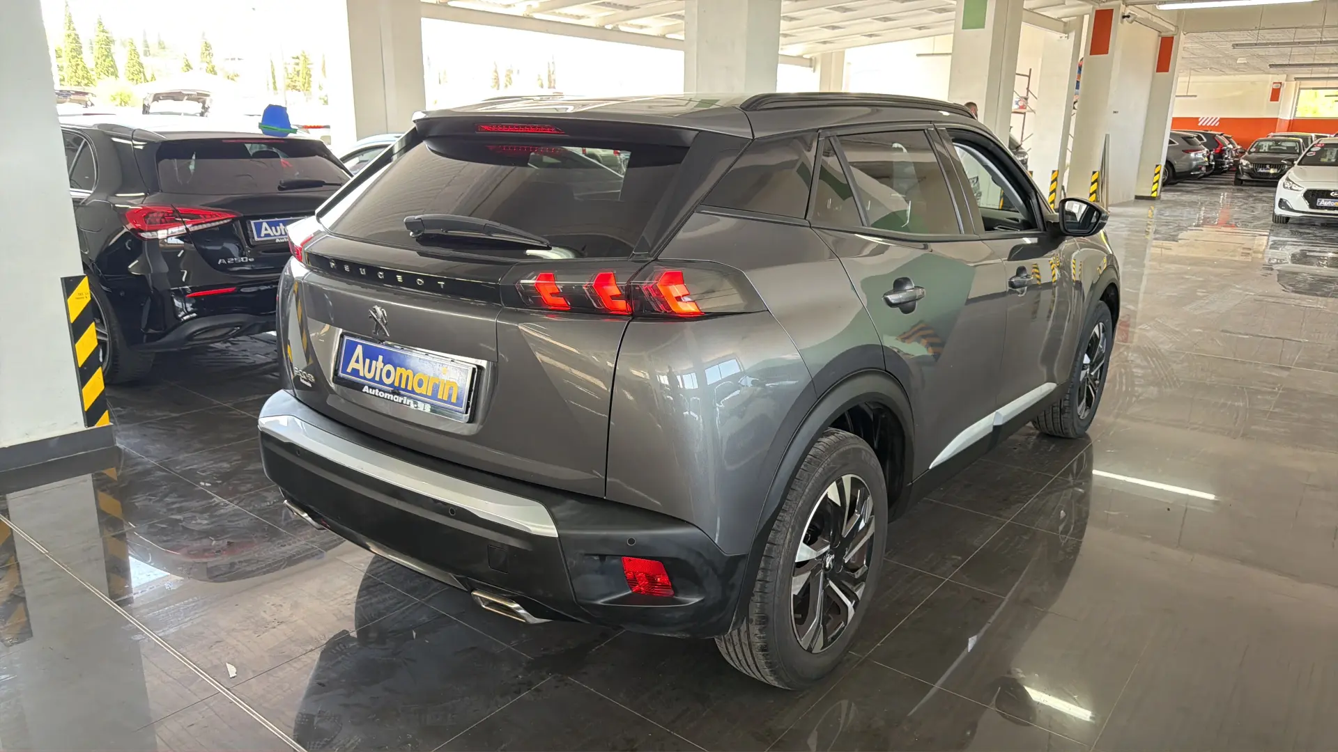 View 4 - Peugeot 2008 - 2020