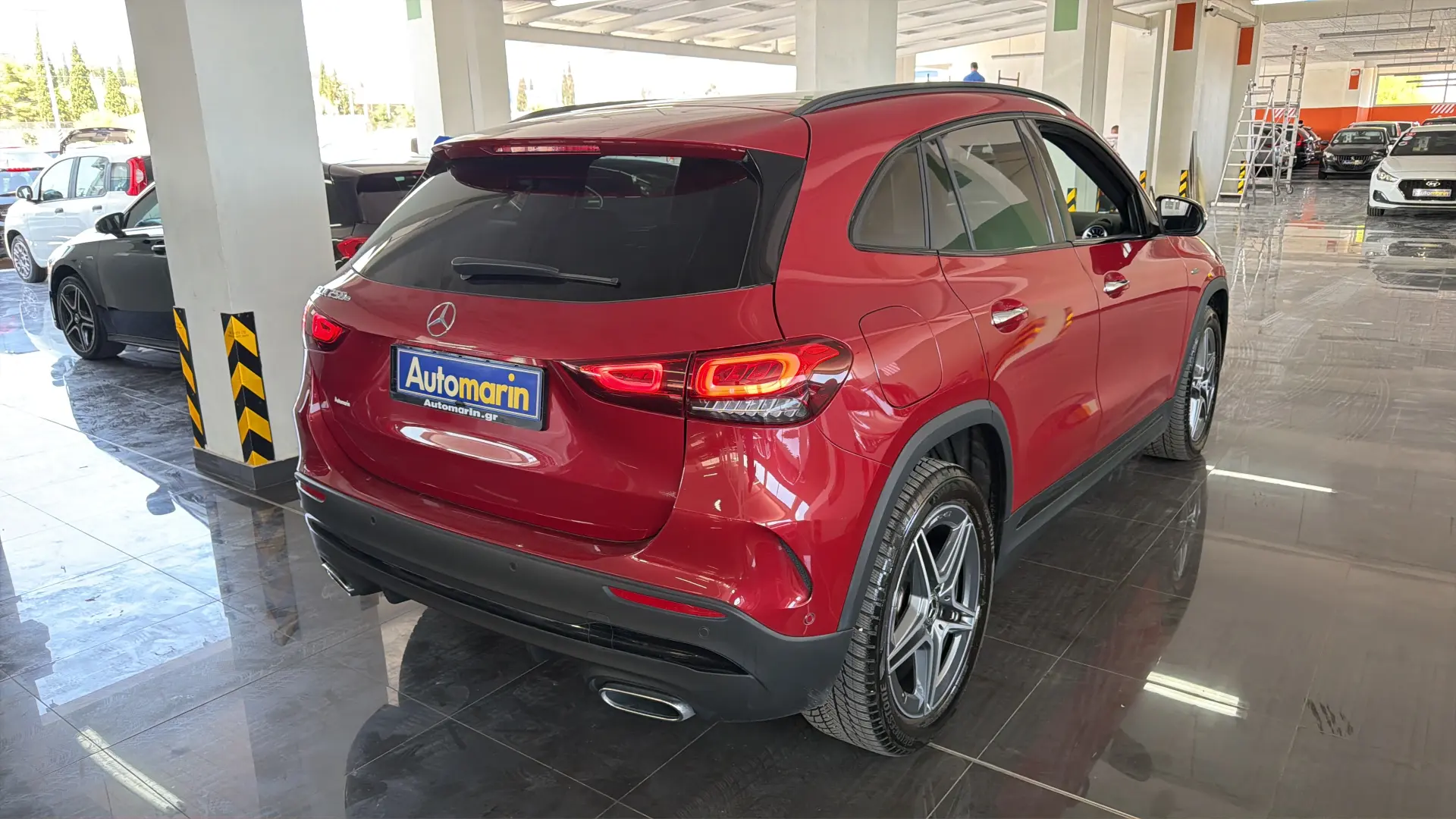 View 4 - Mercedes-Benz GLA 250 - 2020