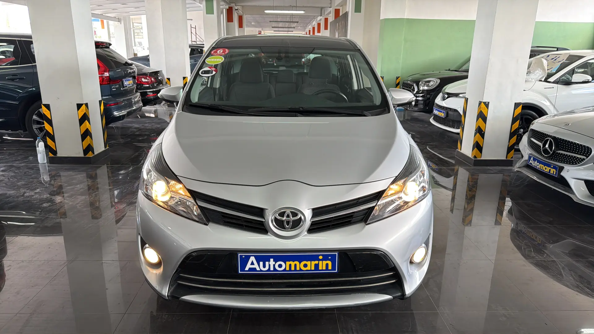 View 2 - Toyota Verso - 2016